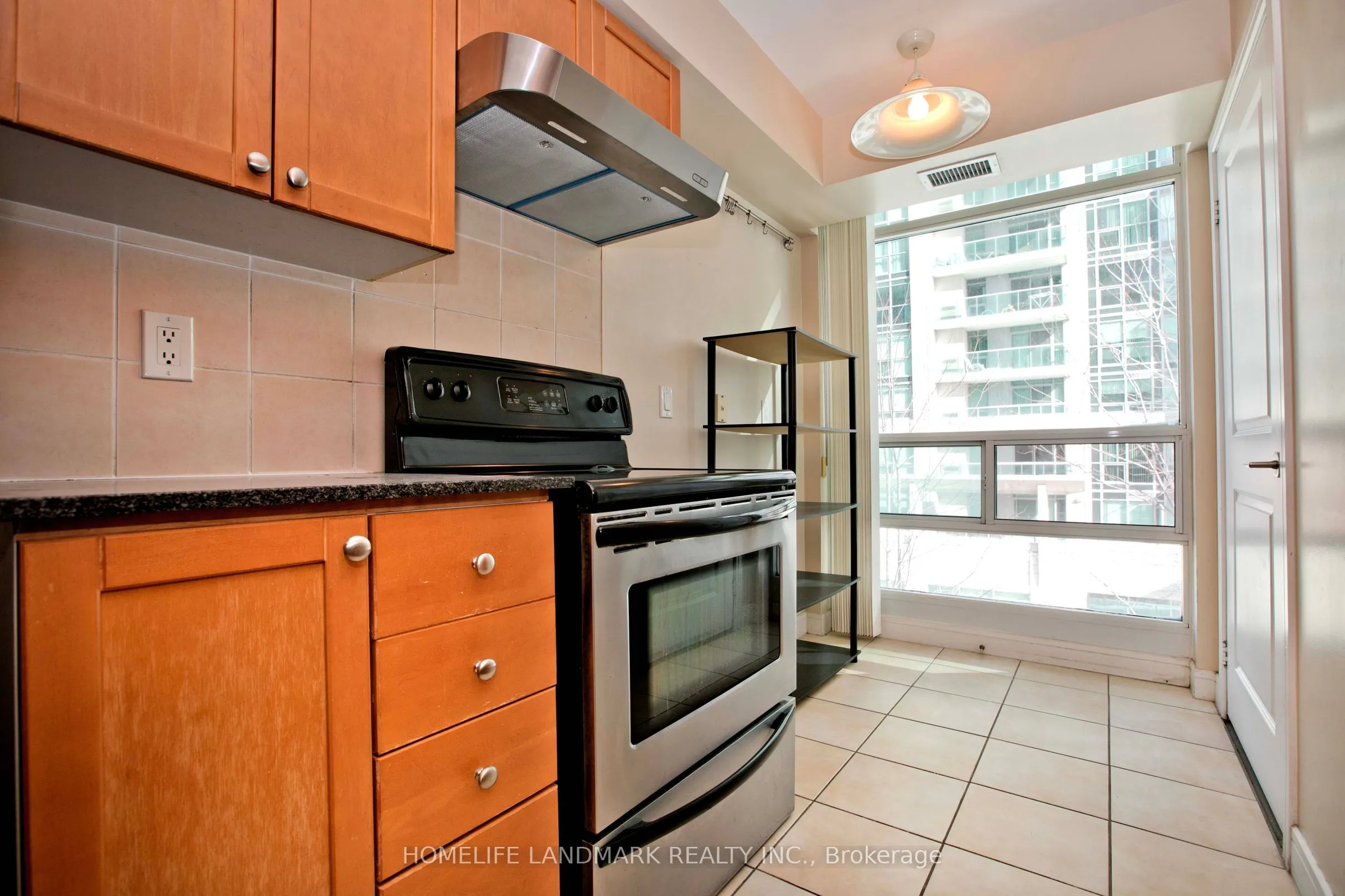 35 Bales Avenue, #511