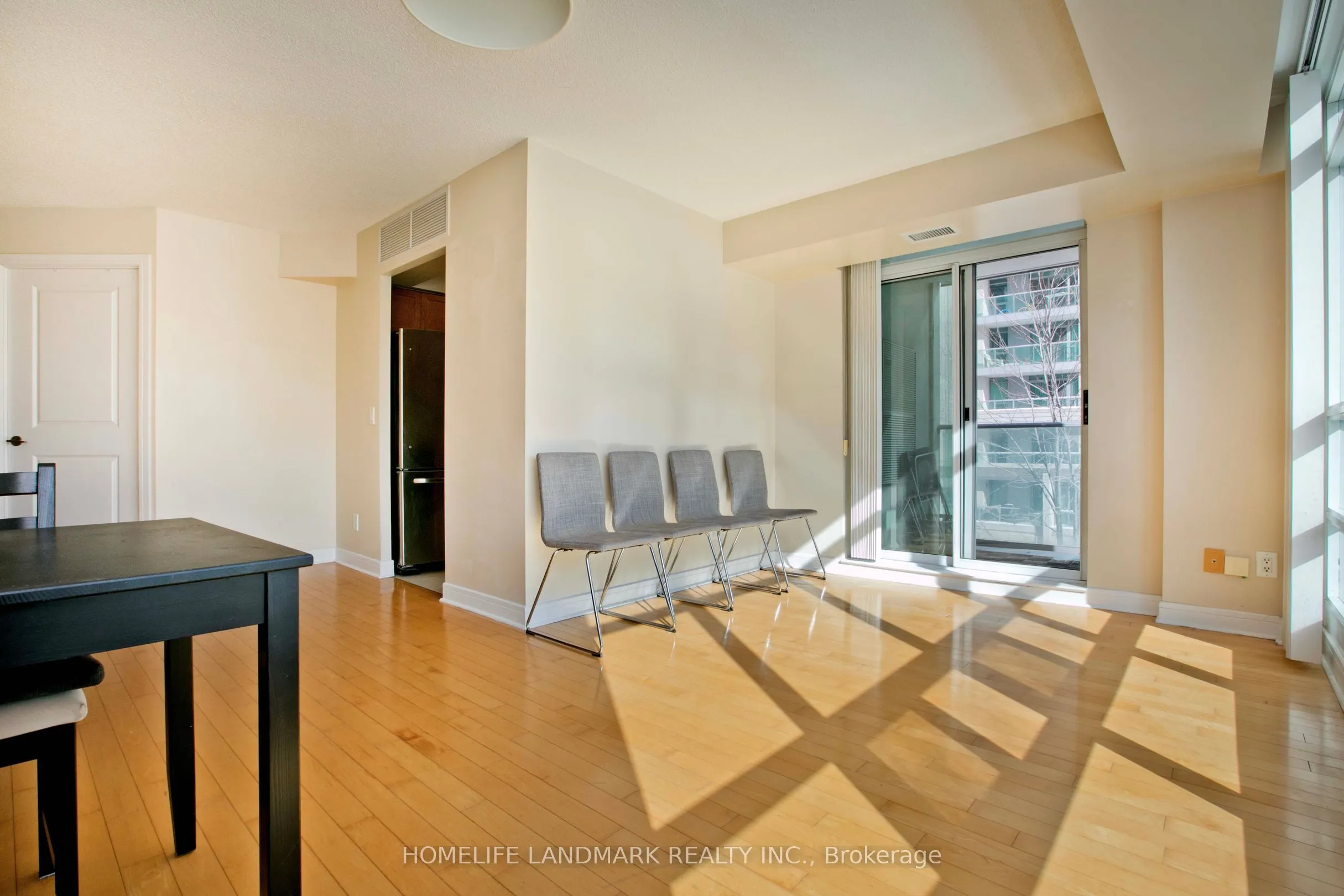 35 Bales Avenue, #511