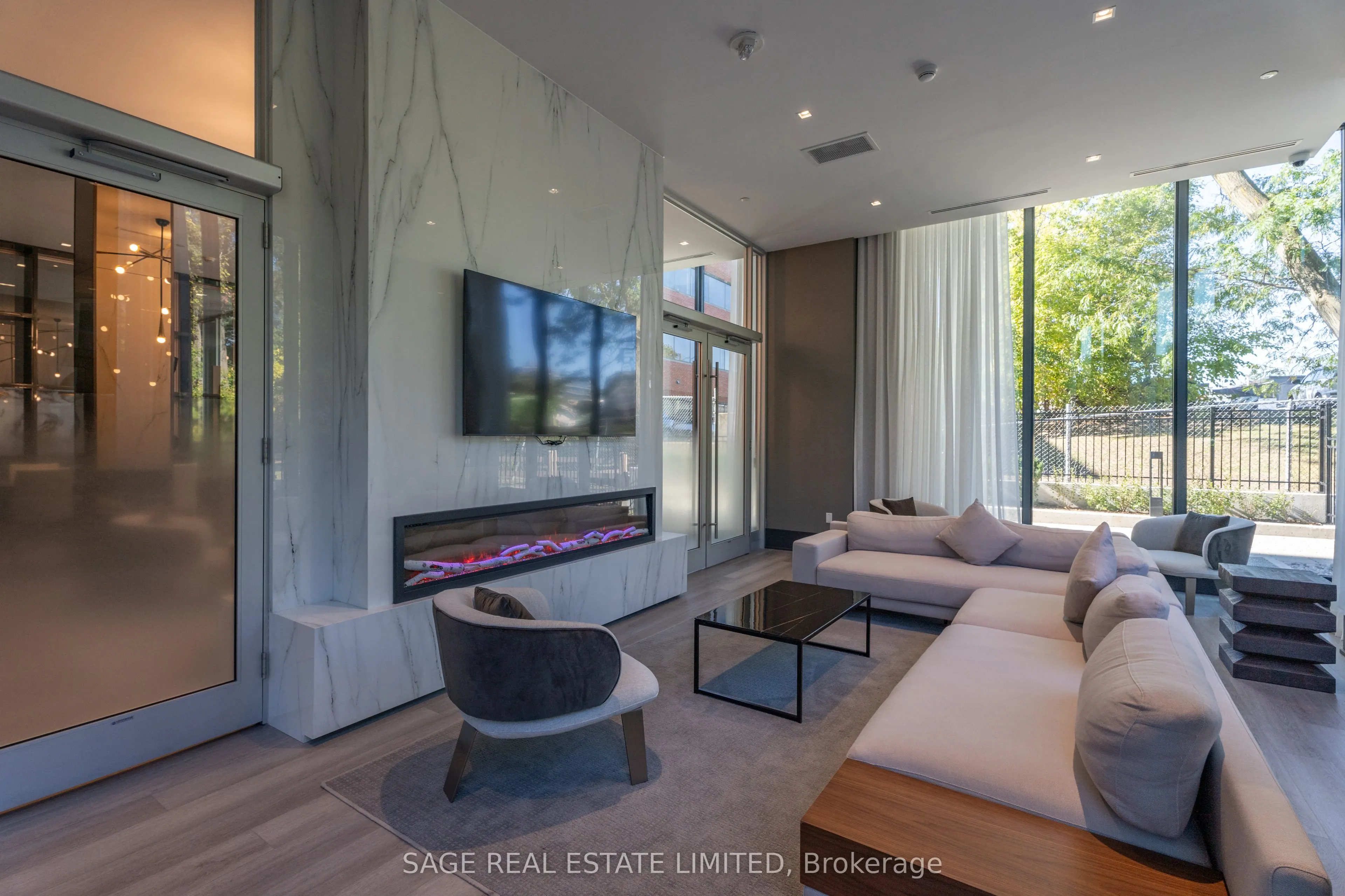 250 Lawrence Avenue W #703
