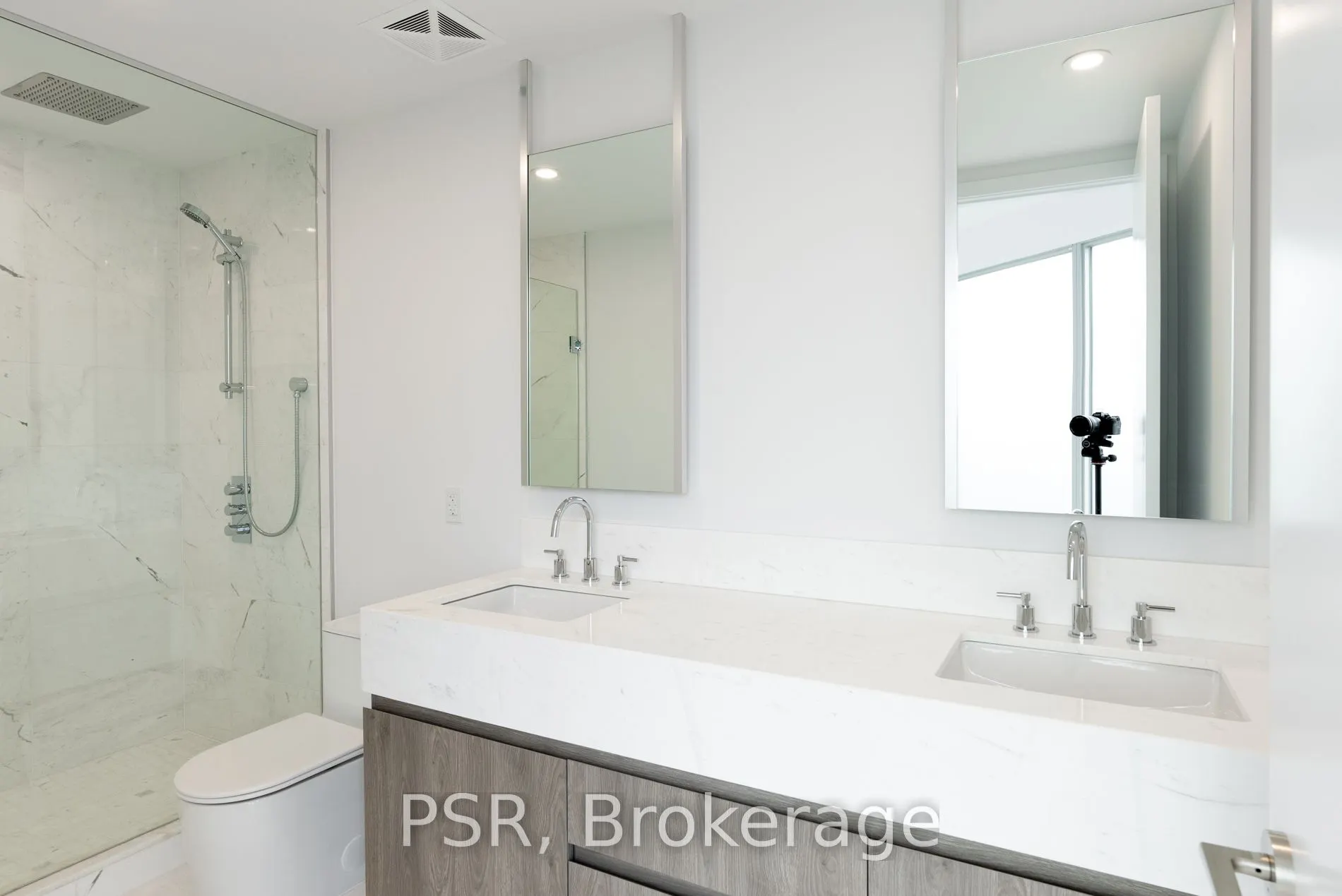 346 Davenport Road, #304