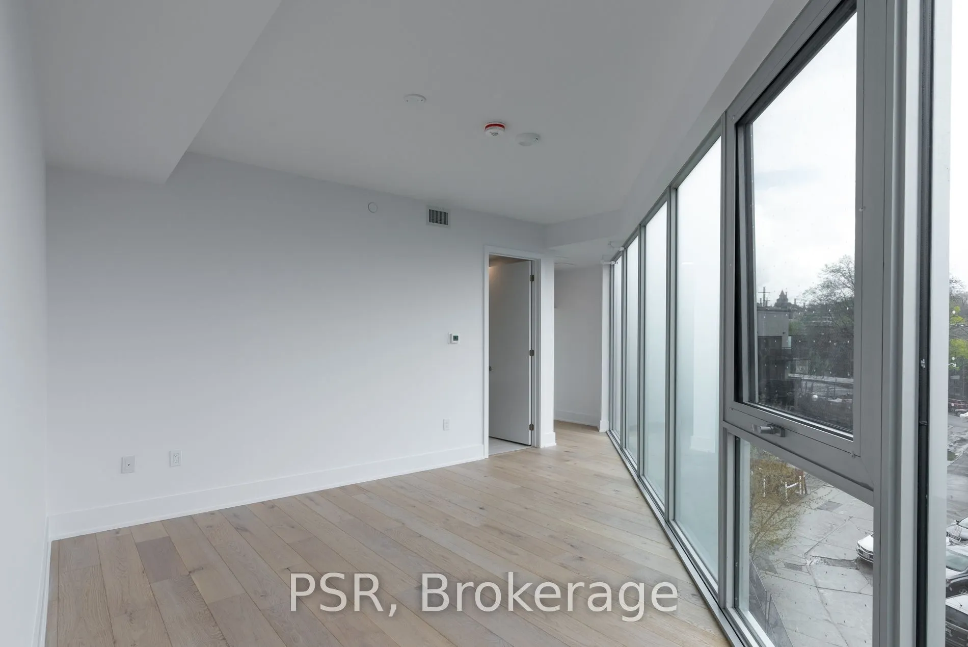 346 Davenport Road, #304