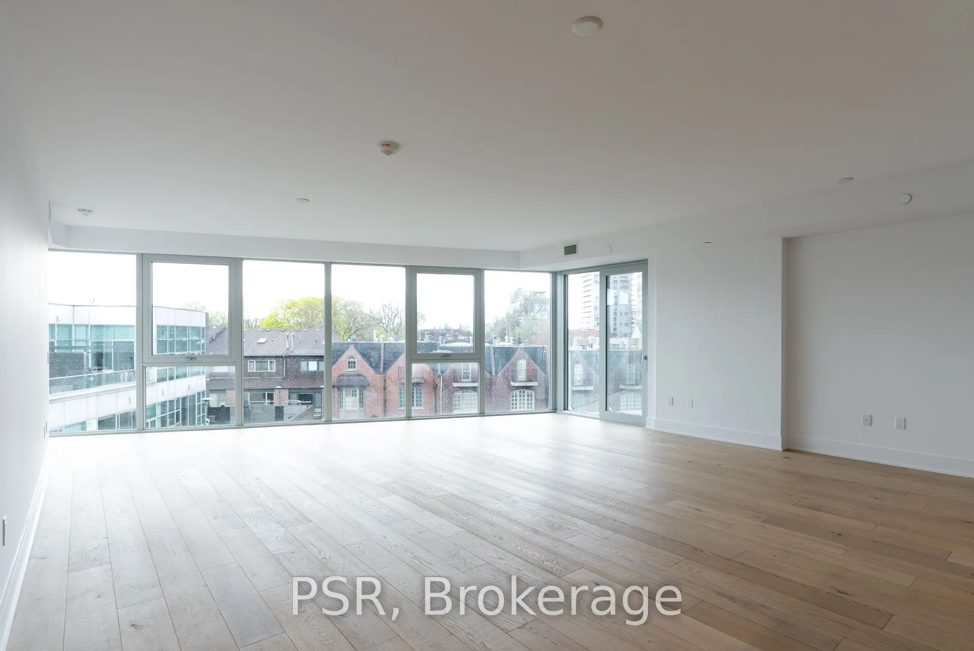 346 Davenport Road, #304
