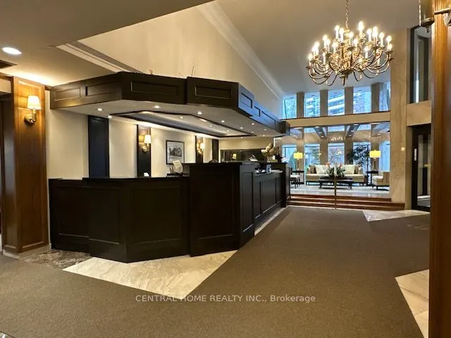 3900 Yonge Street, #807