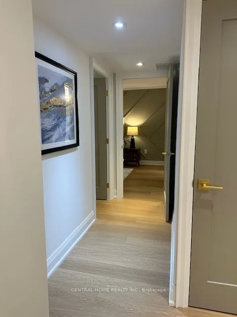 3900 Yonge Street, #807