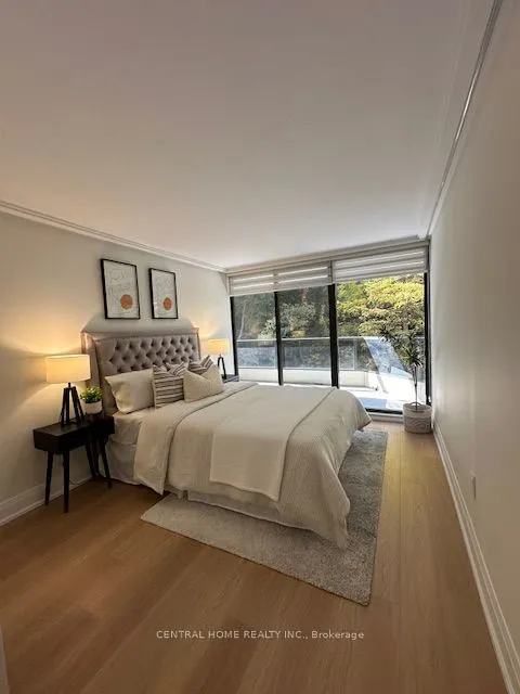 3900 Yonge Street, #807