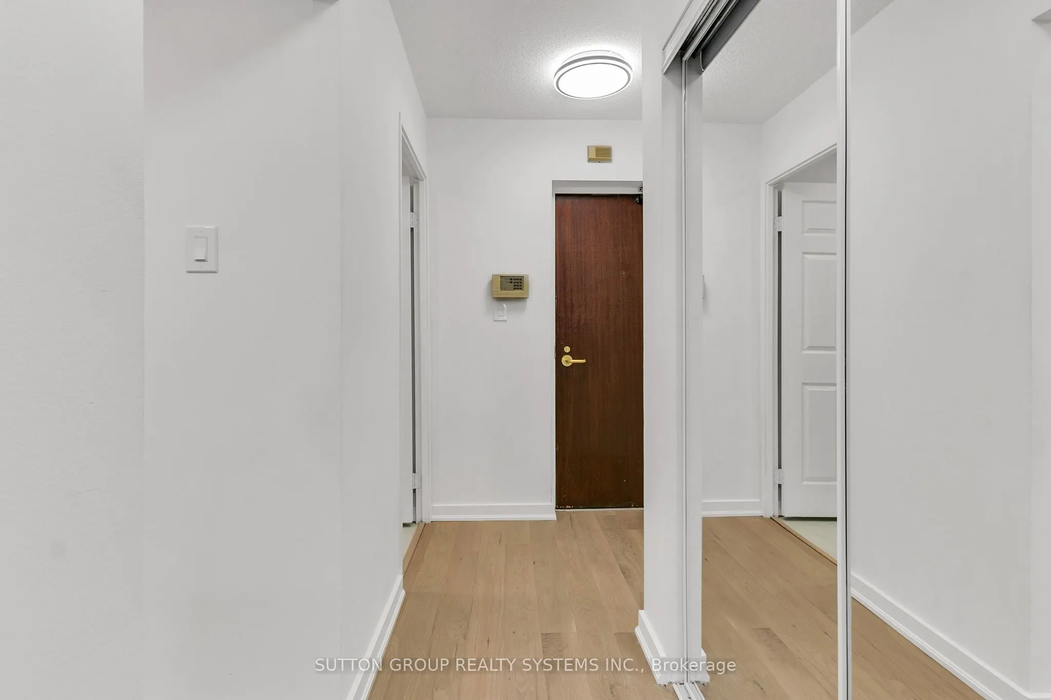88 Charles Street E, #205