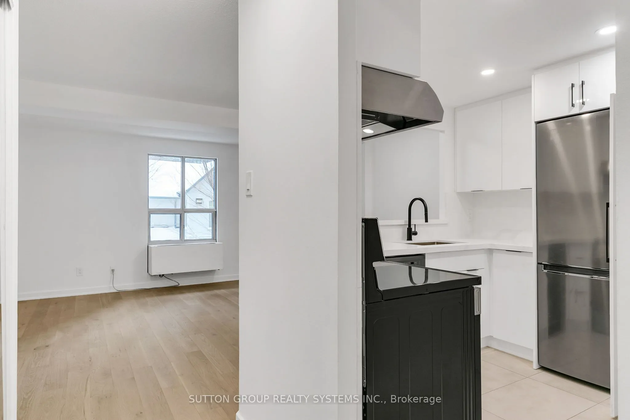 88 Charles Street E, #205