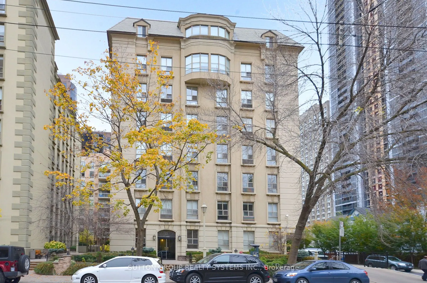 88 Charles Street E, #205