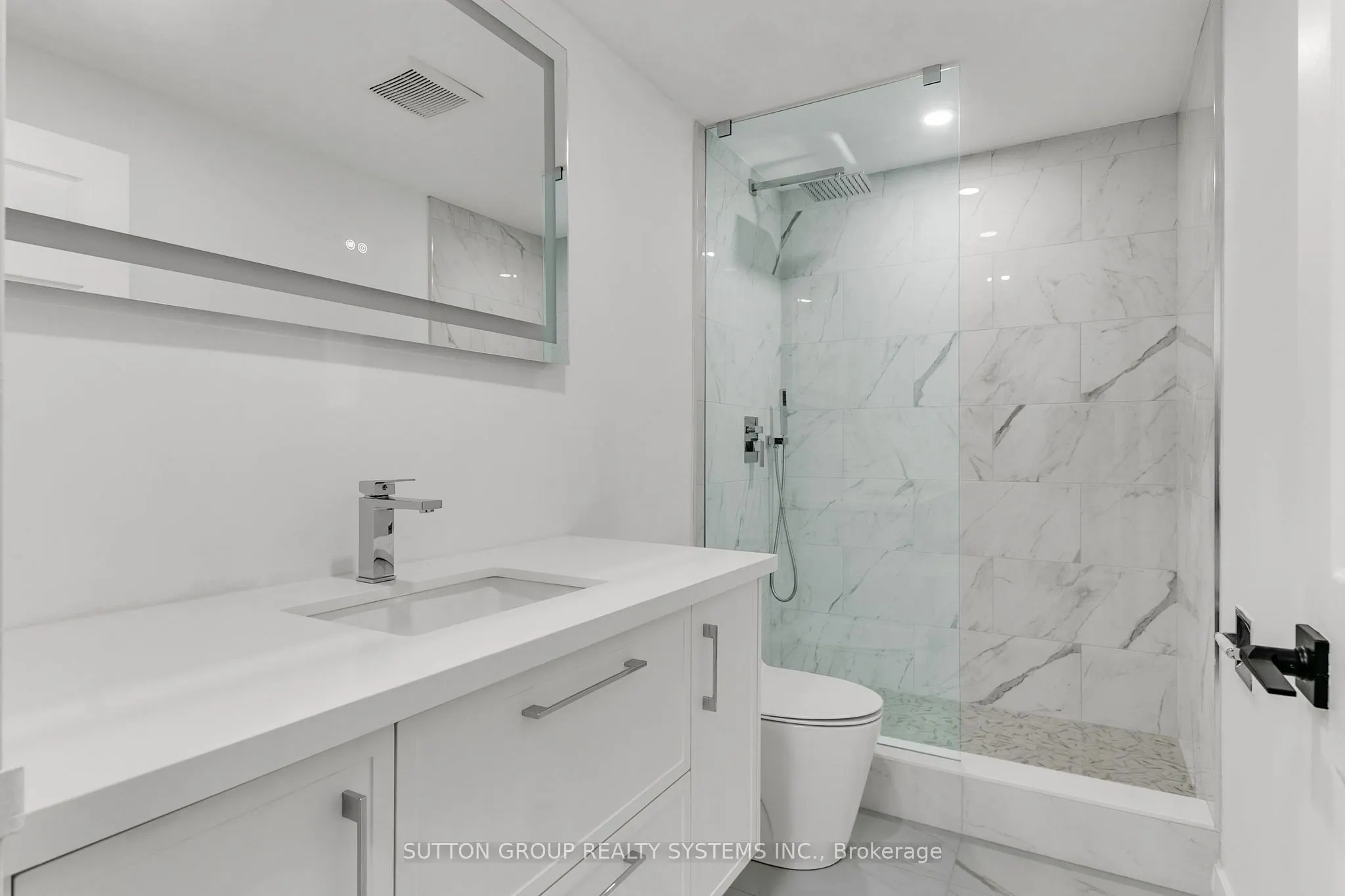 88 Charles Street E, #205
