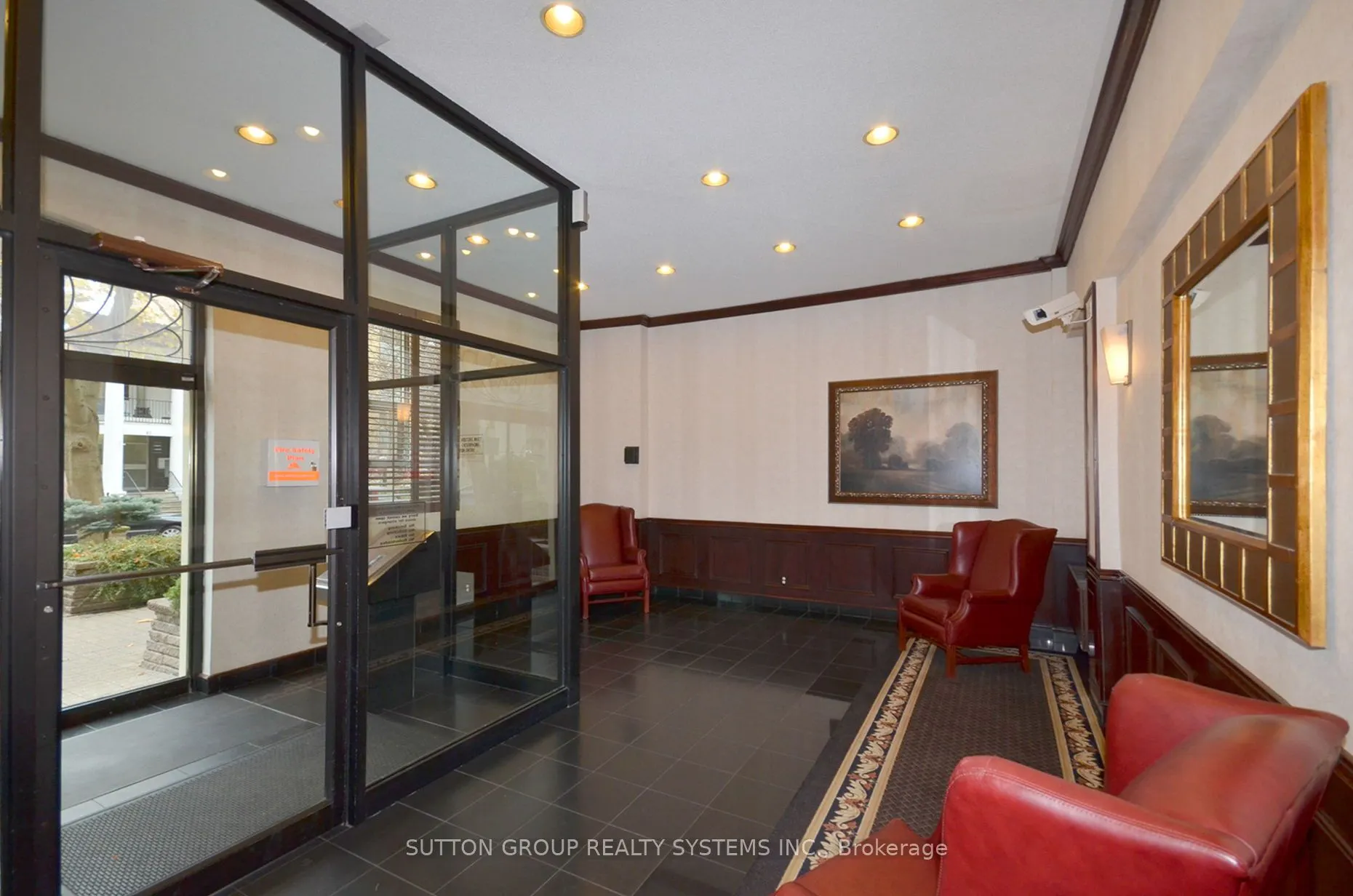 88 Charles Street E, #205