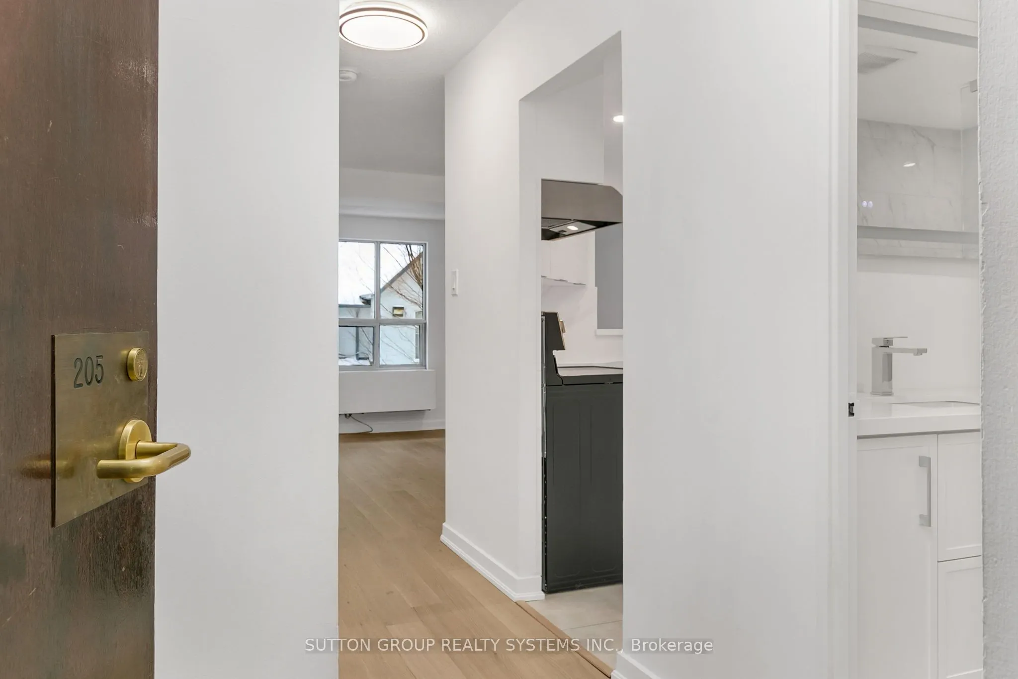 88 Charles Street E, #205