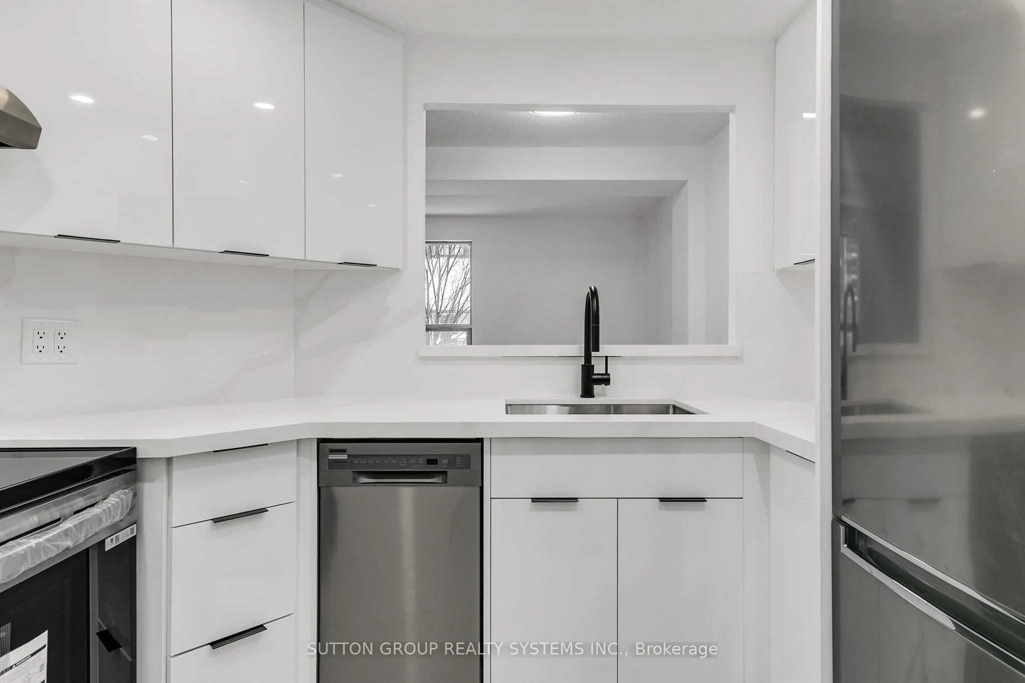 88 Charles Street E, #205