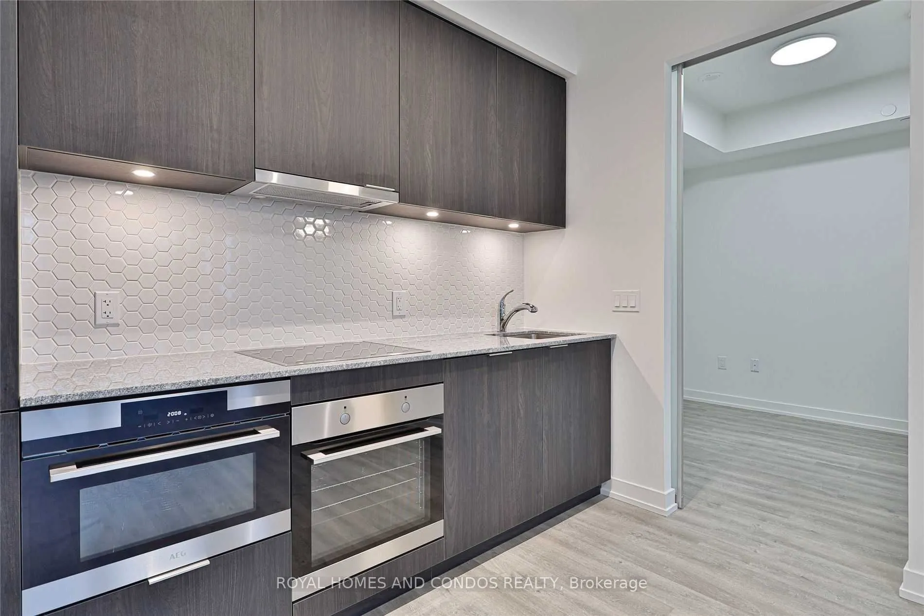 158 Front Street E, #1611