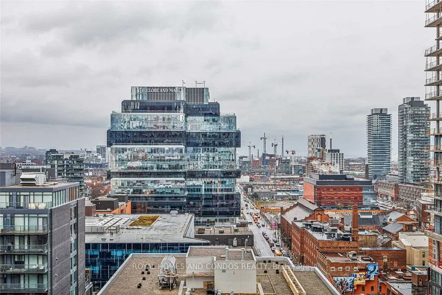 158 Front Street E, #1611