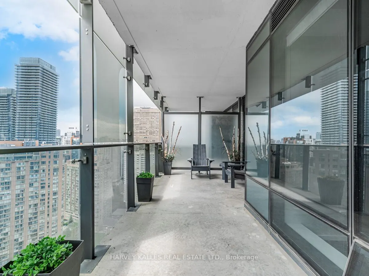 5 St Joseph Street, #2806