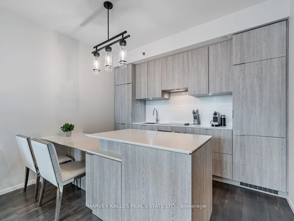 5 St Joseph Street, #2806