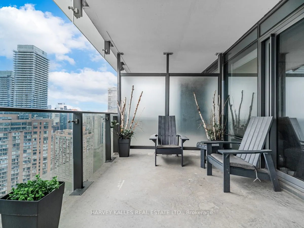 5 St Joseph Street, #2806