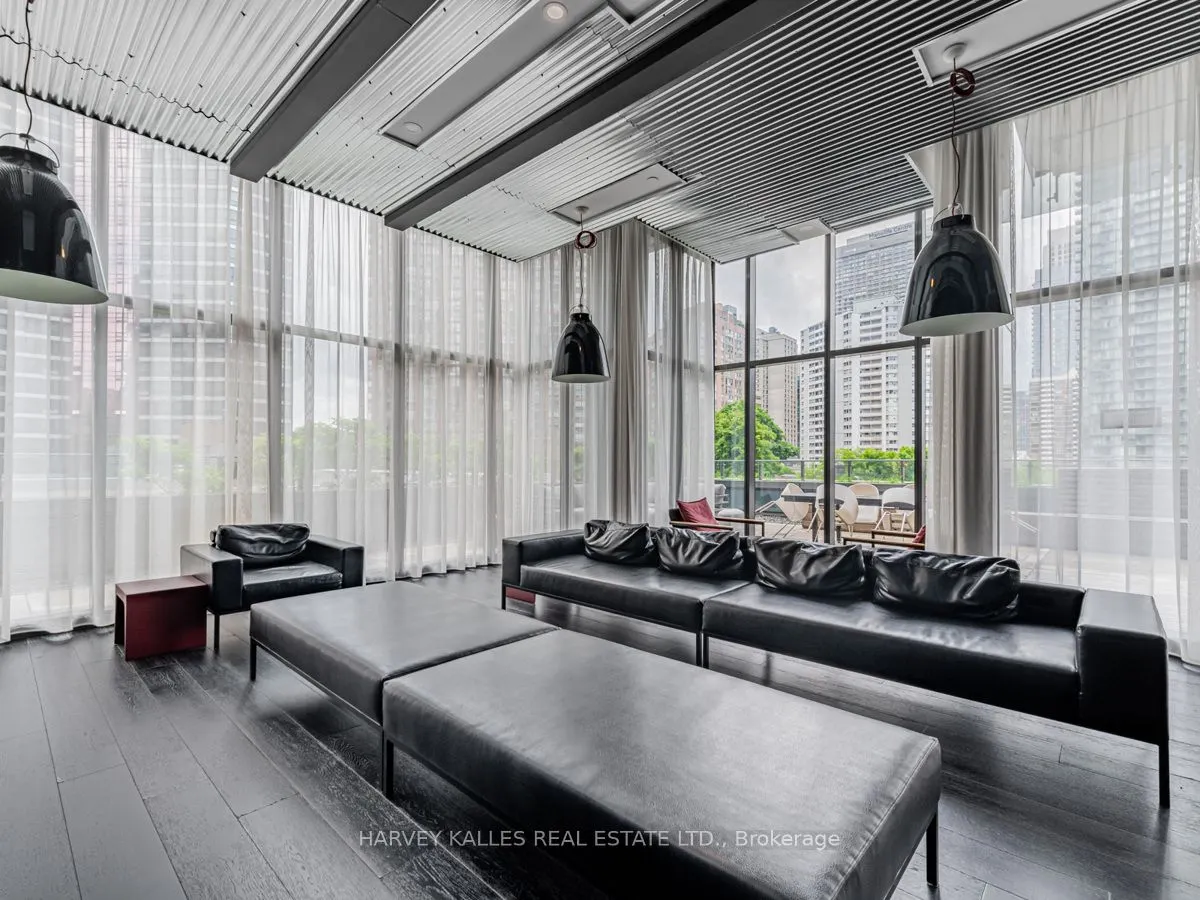 5 St Joseph Street, #2806