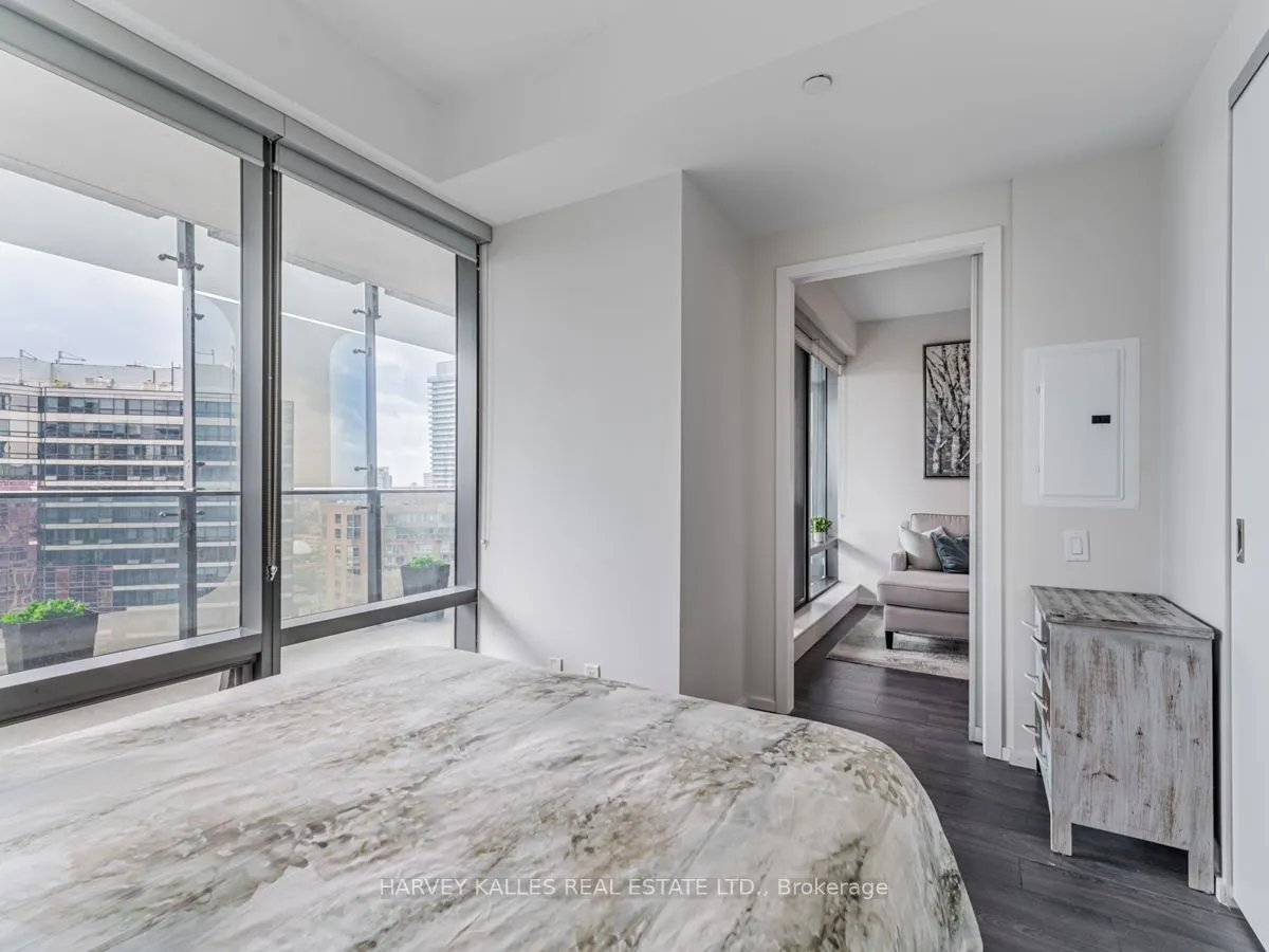 5 St Joseph Street, #2806