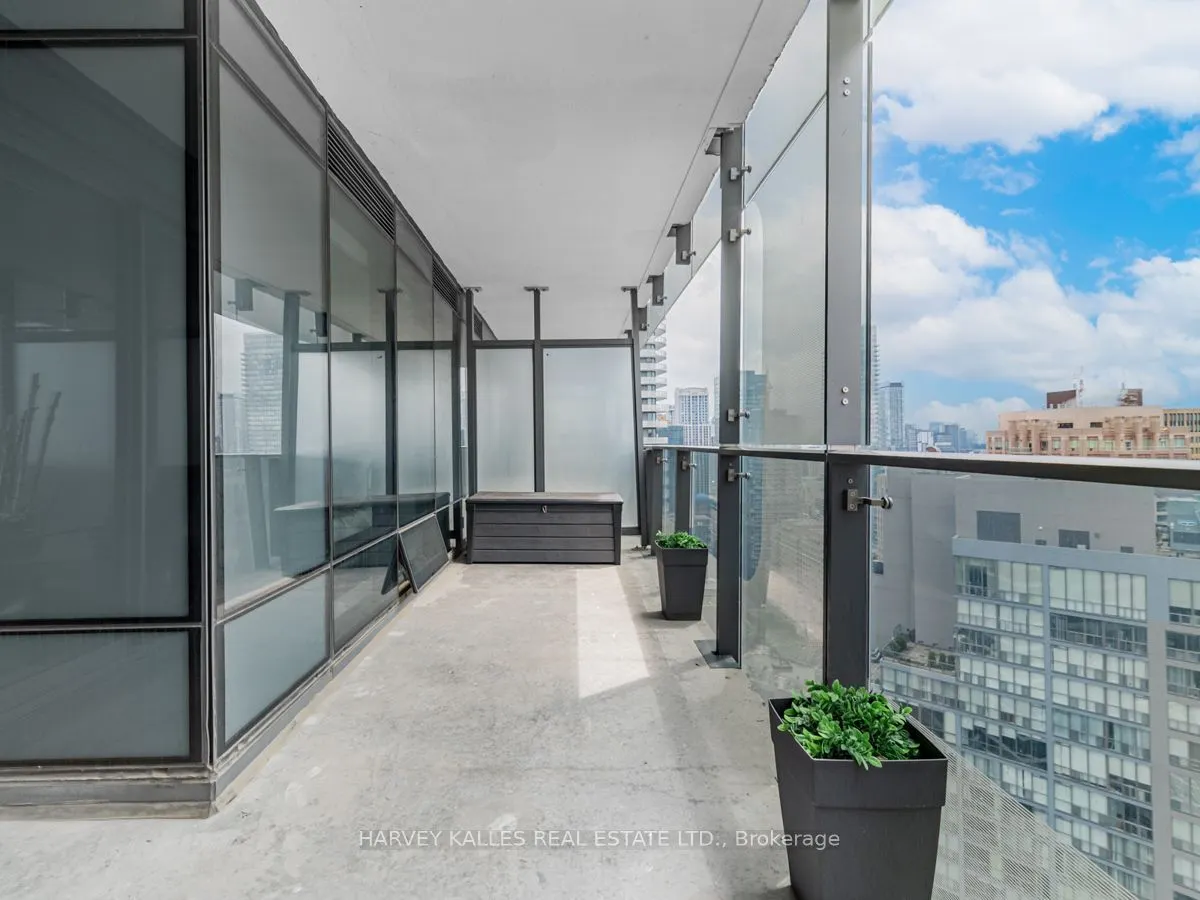 5 St Joseph Street, #2806