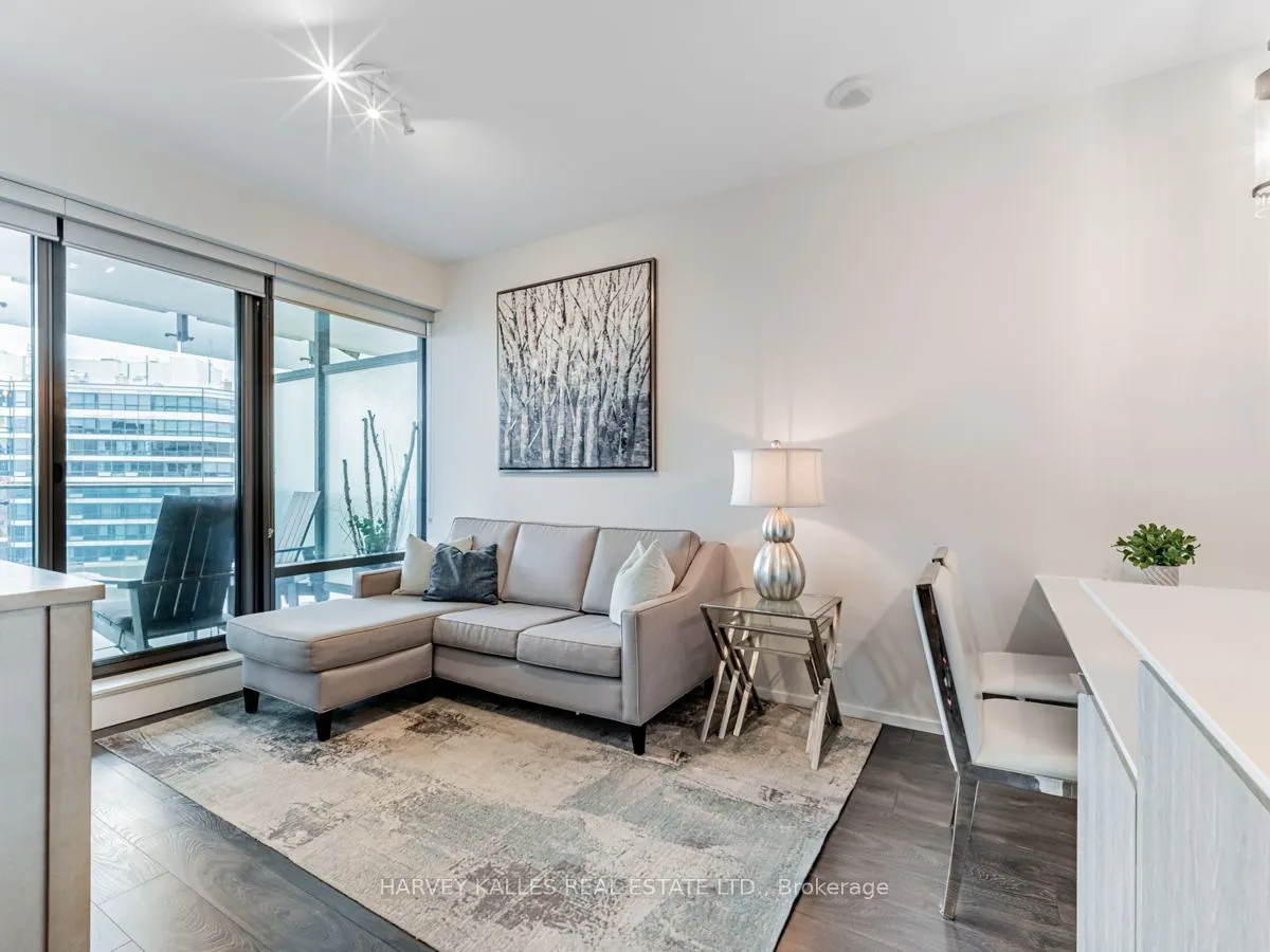 5 St Joseph Street, #2806