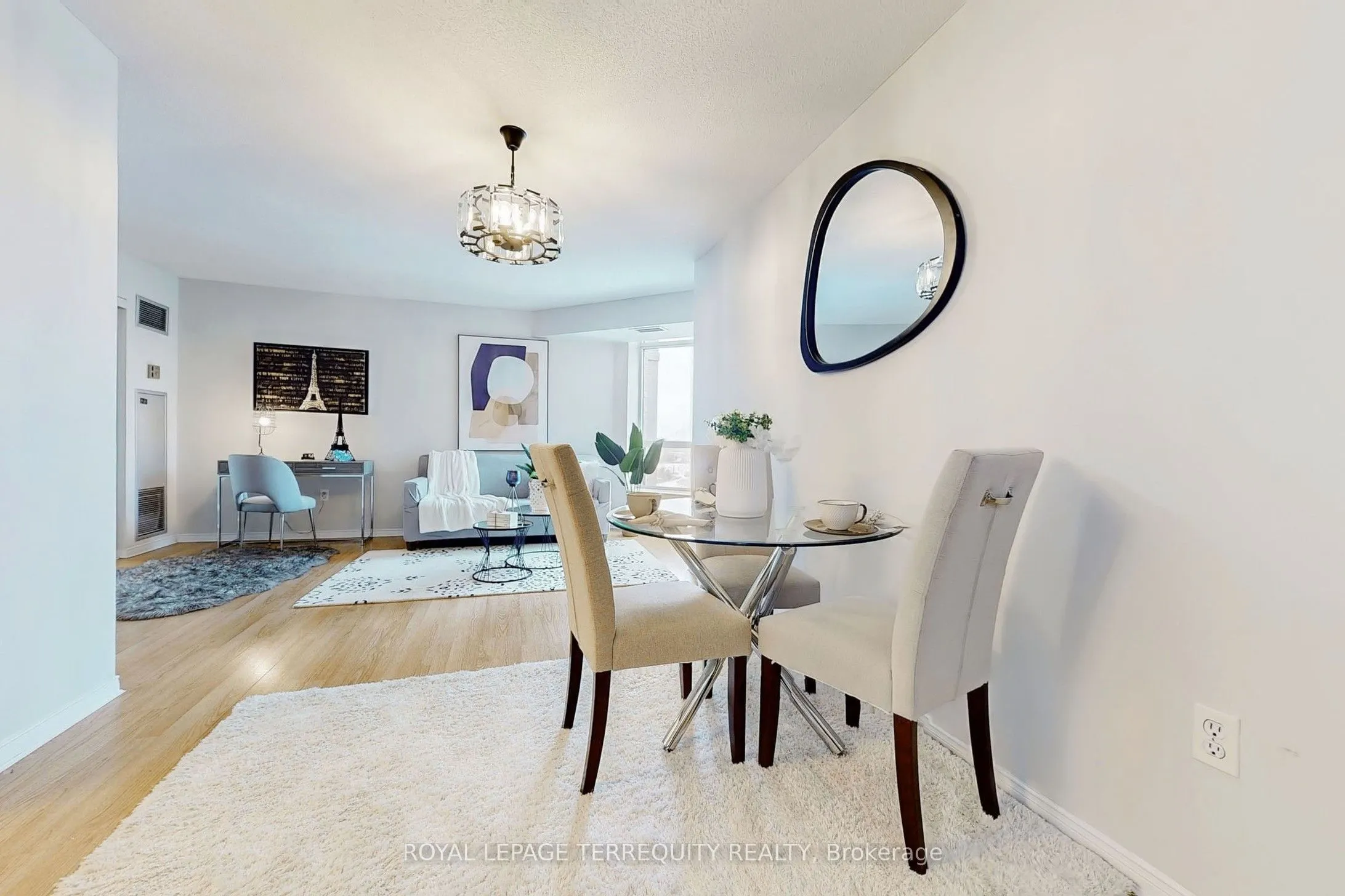 18 Pemberton Avenue, #PH00