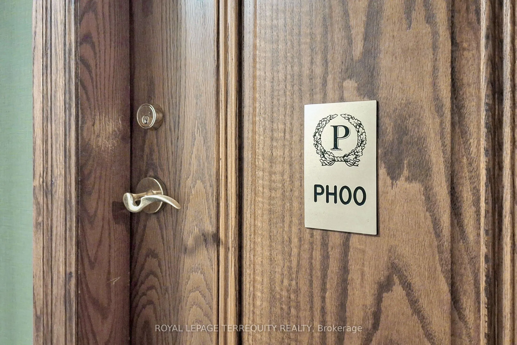 18 Pemberton Avenue, #PH00