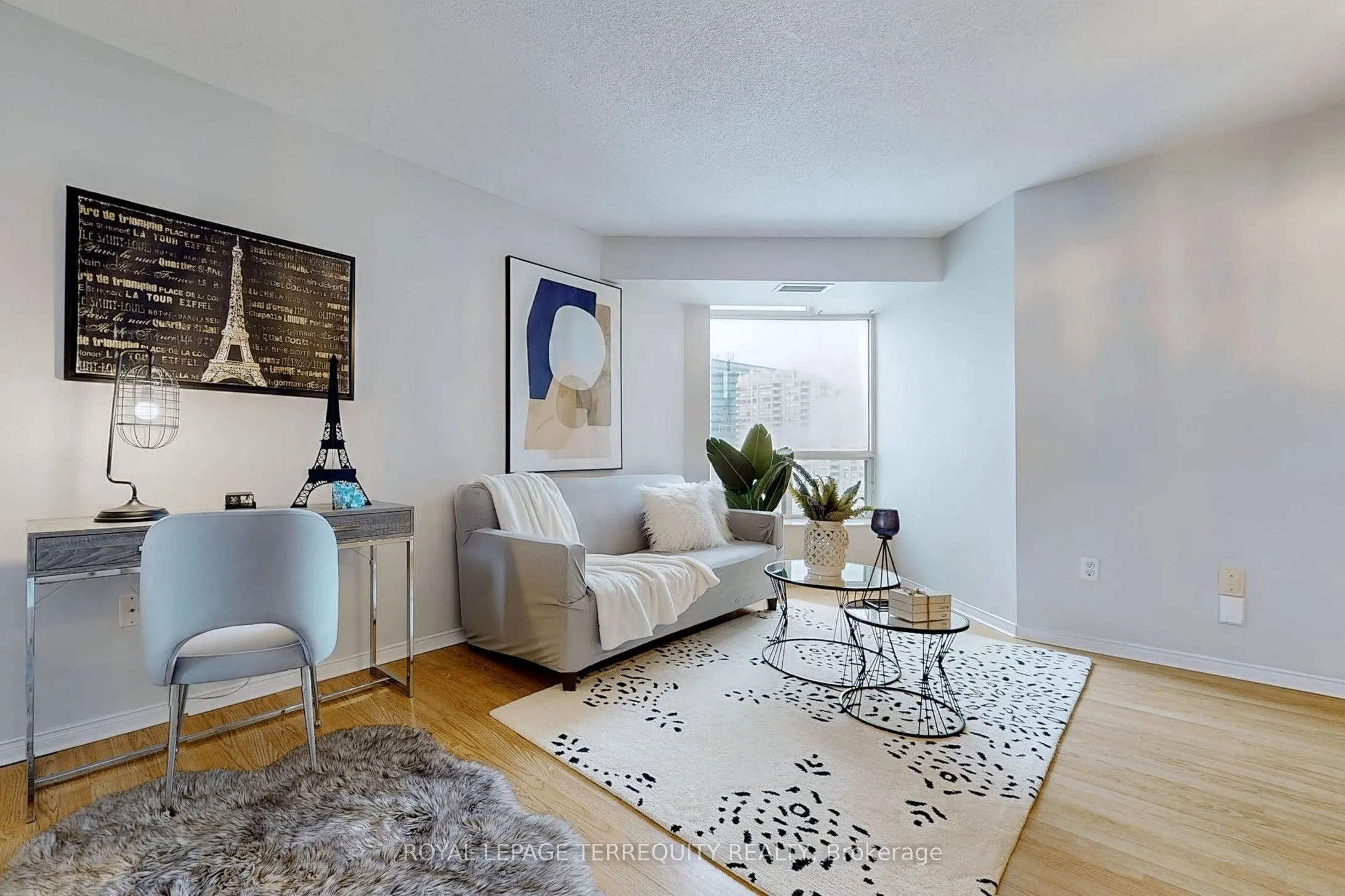 18 Pemberton Avenue, #PH00