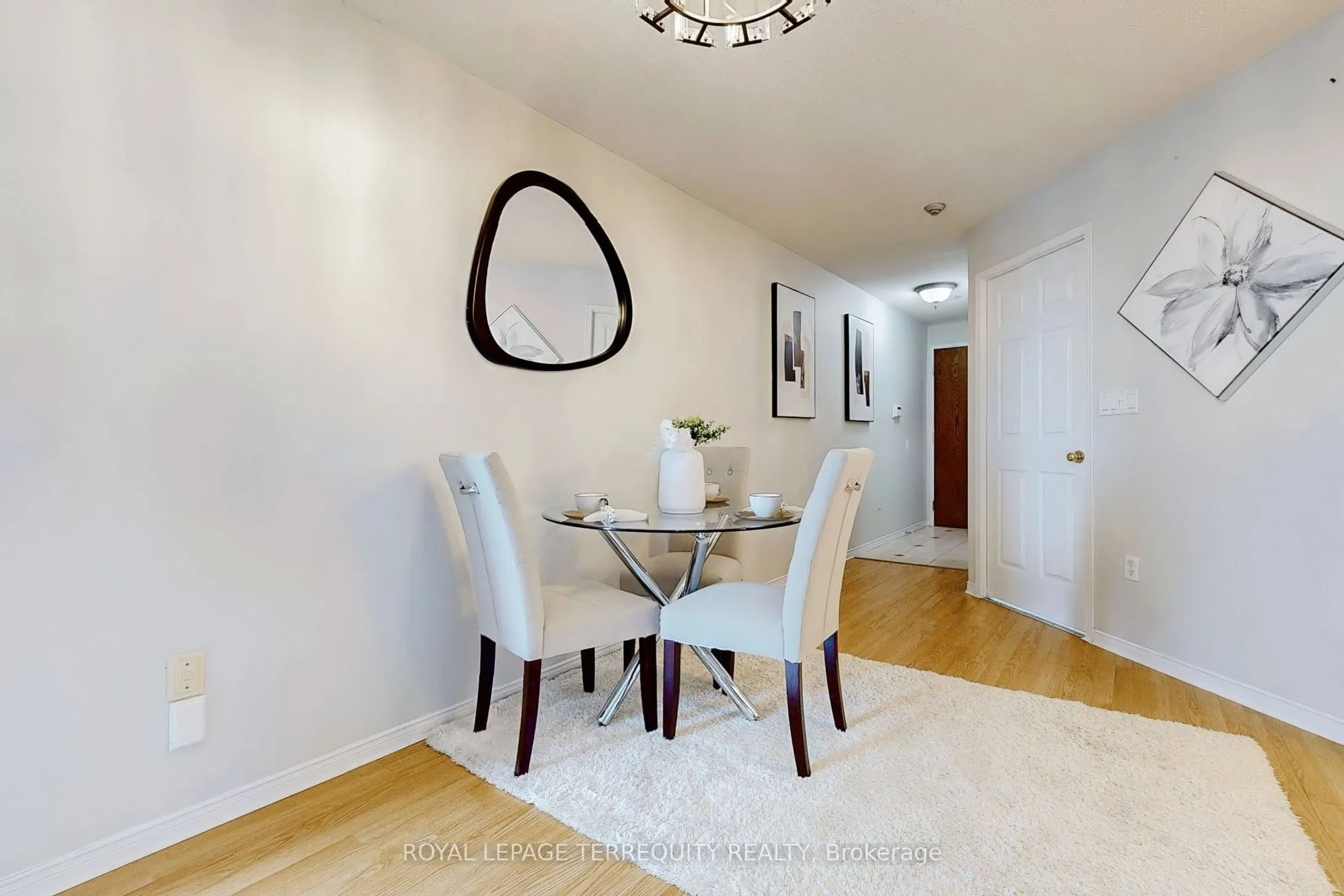 18 Pemberton Avenue, #PH00