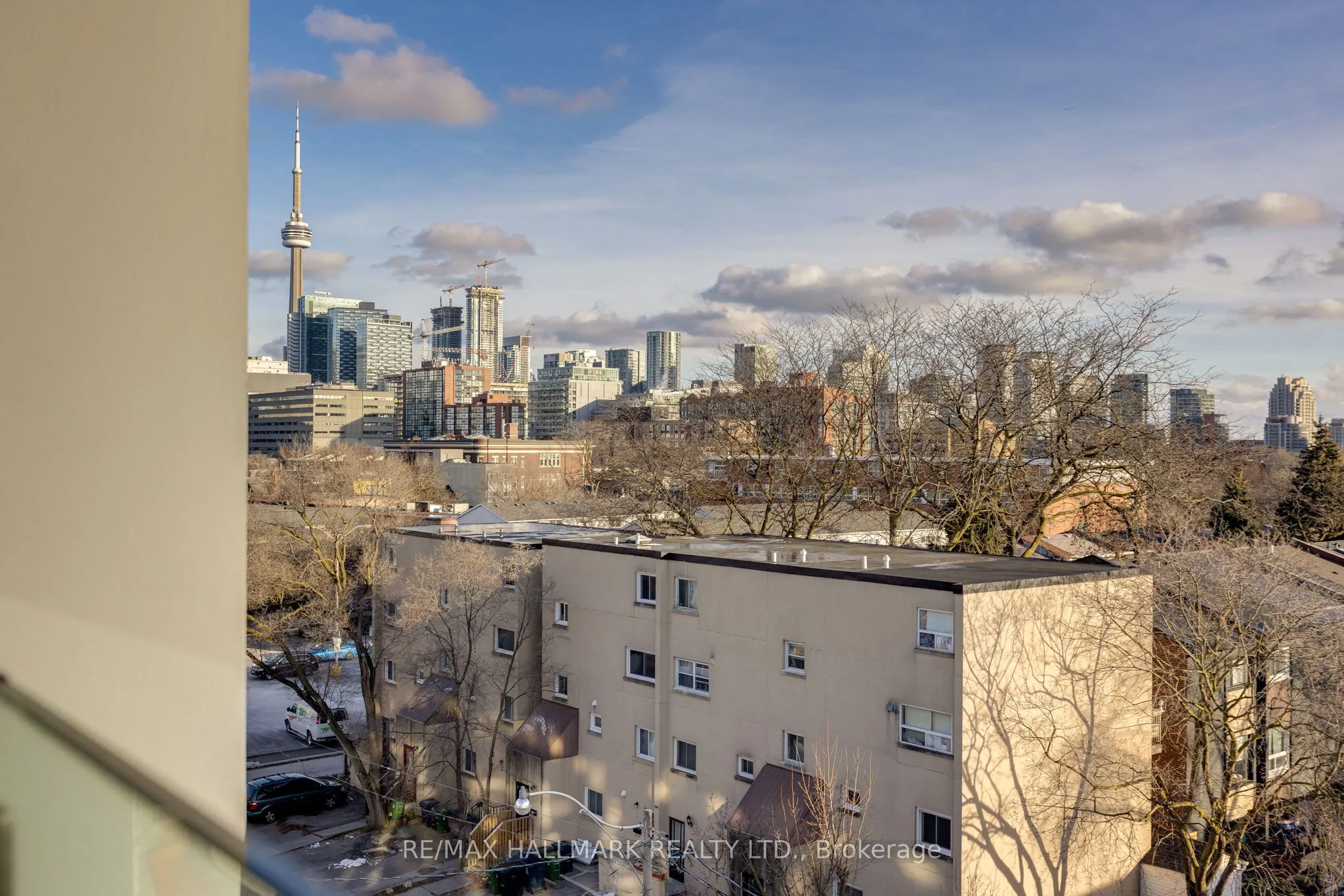 850 Richmond Street W, #10