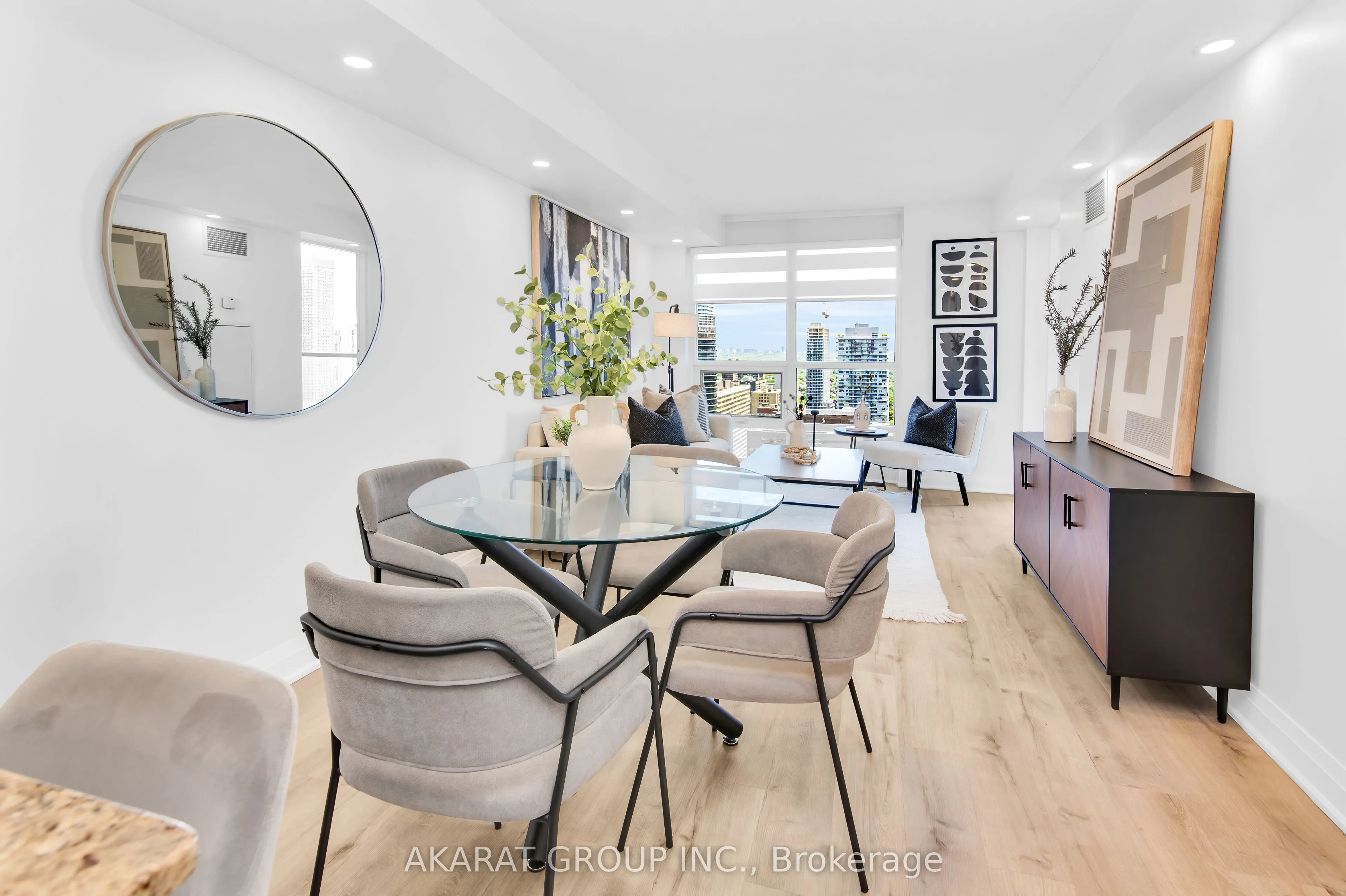 761 Bay Street, #3004