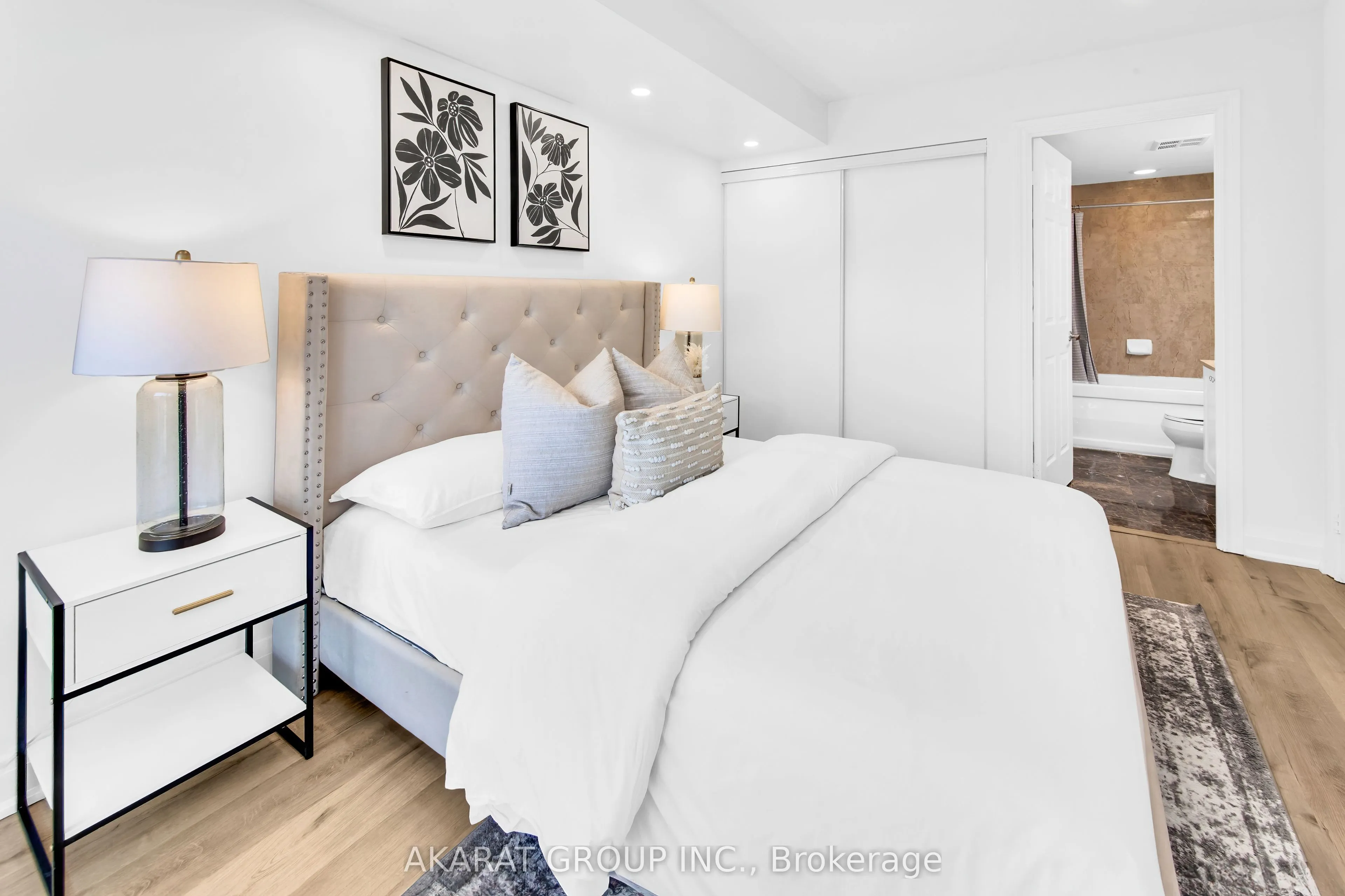 761 Bay Street, #3004
