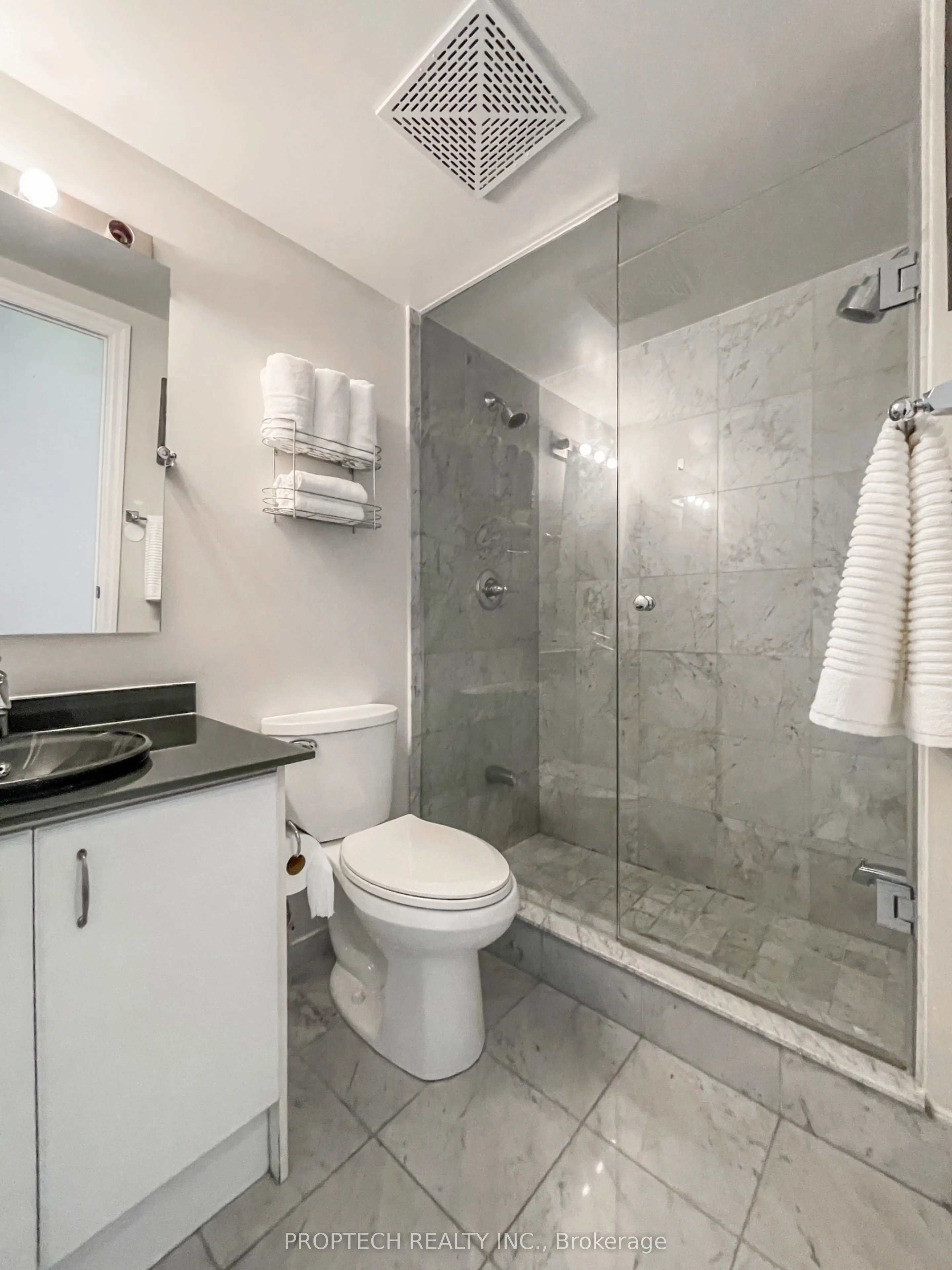 8 Scollard St Street, #304