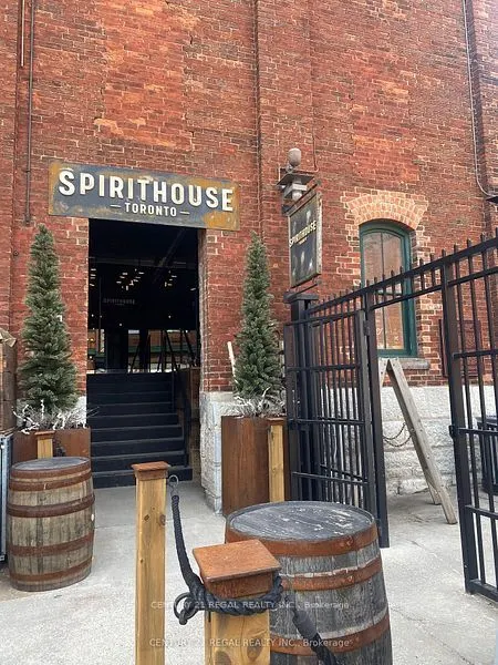 16 Trinity Street