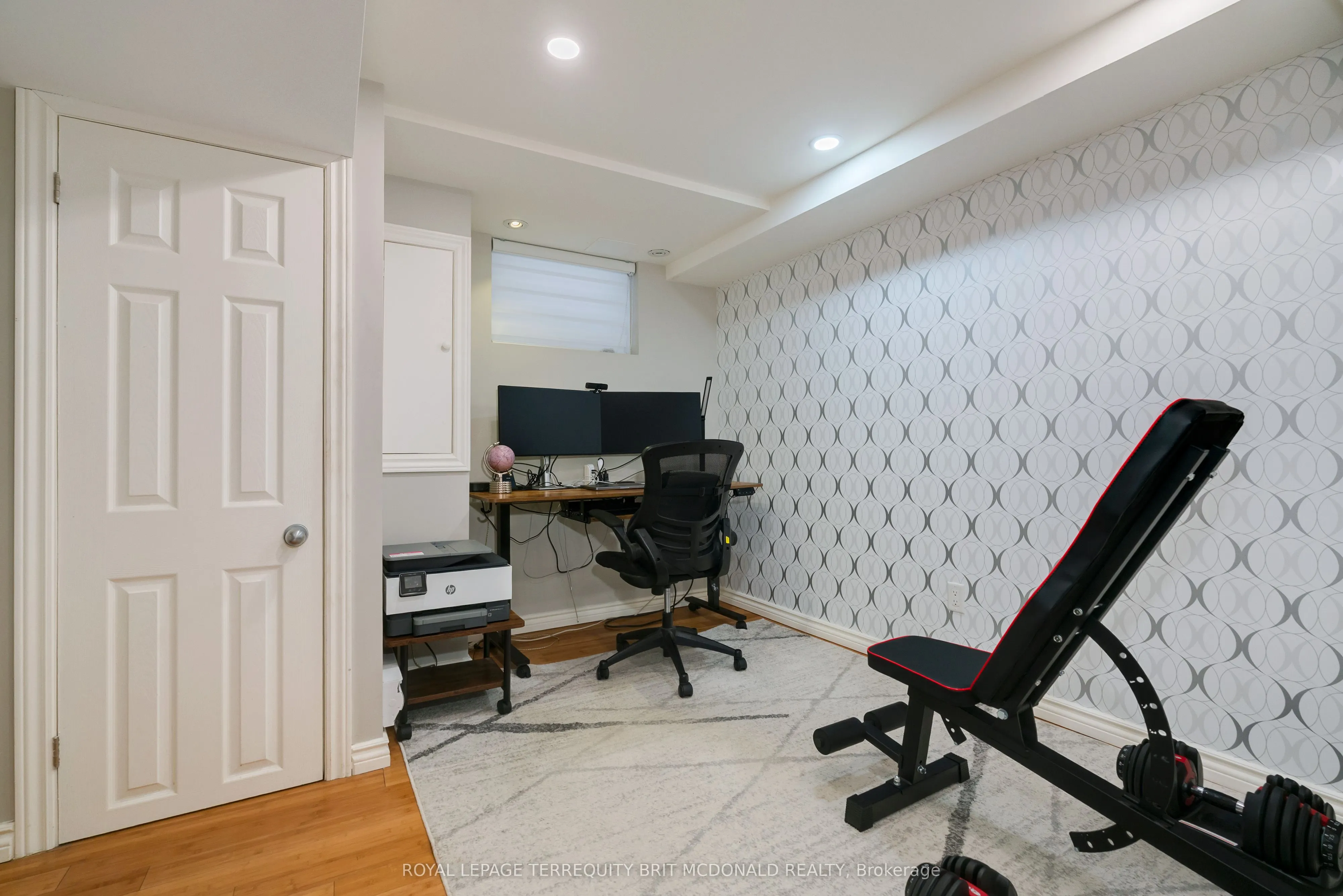 125 Chaplin Crescent