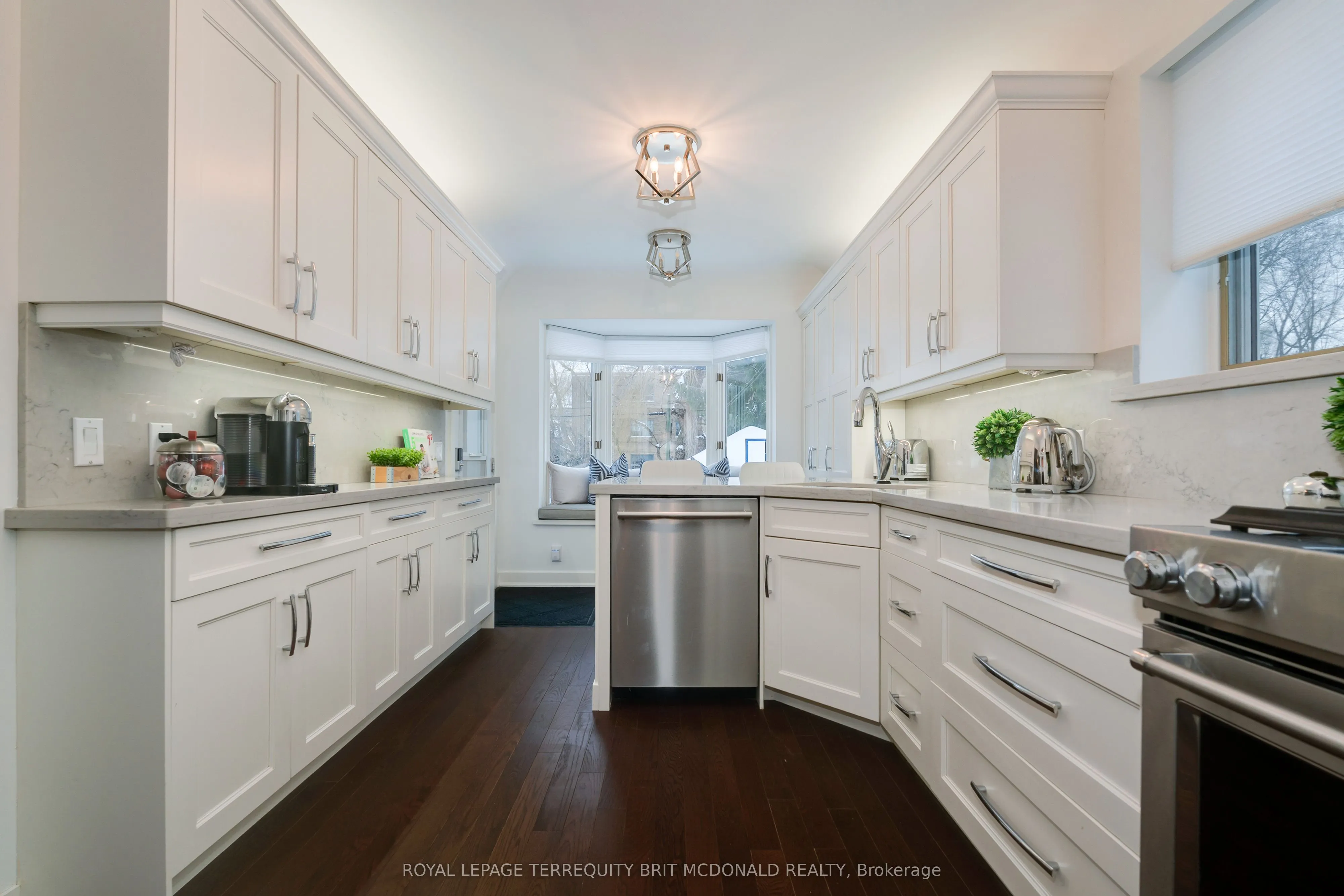 125 Chaplin Crescent