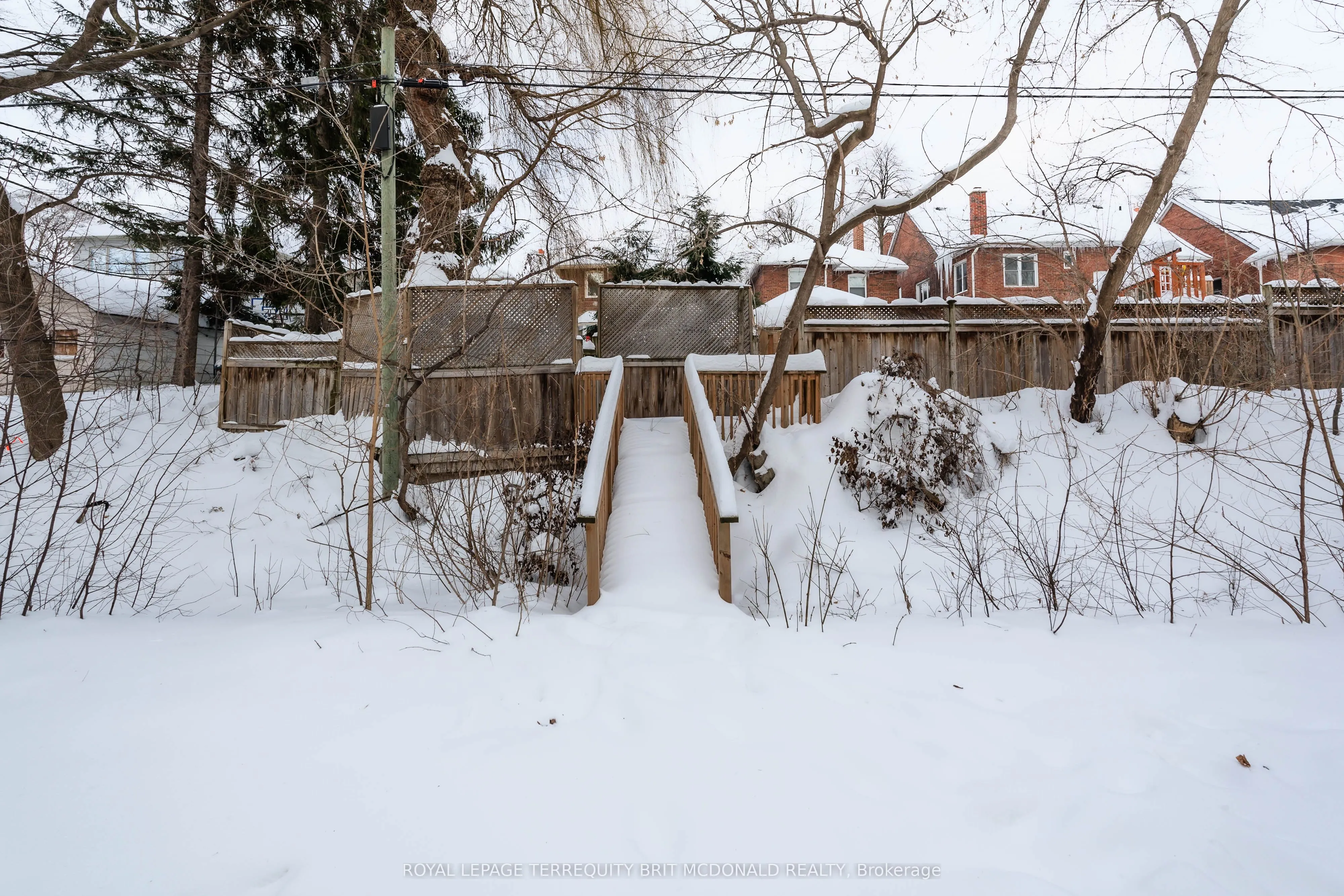 125 Chaplin Crescent