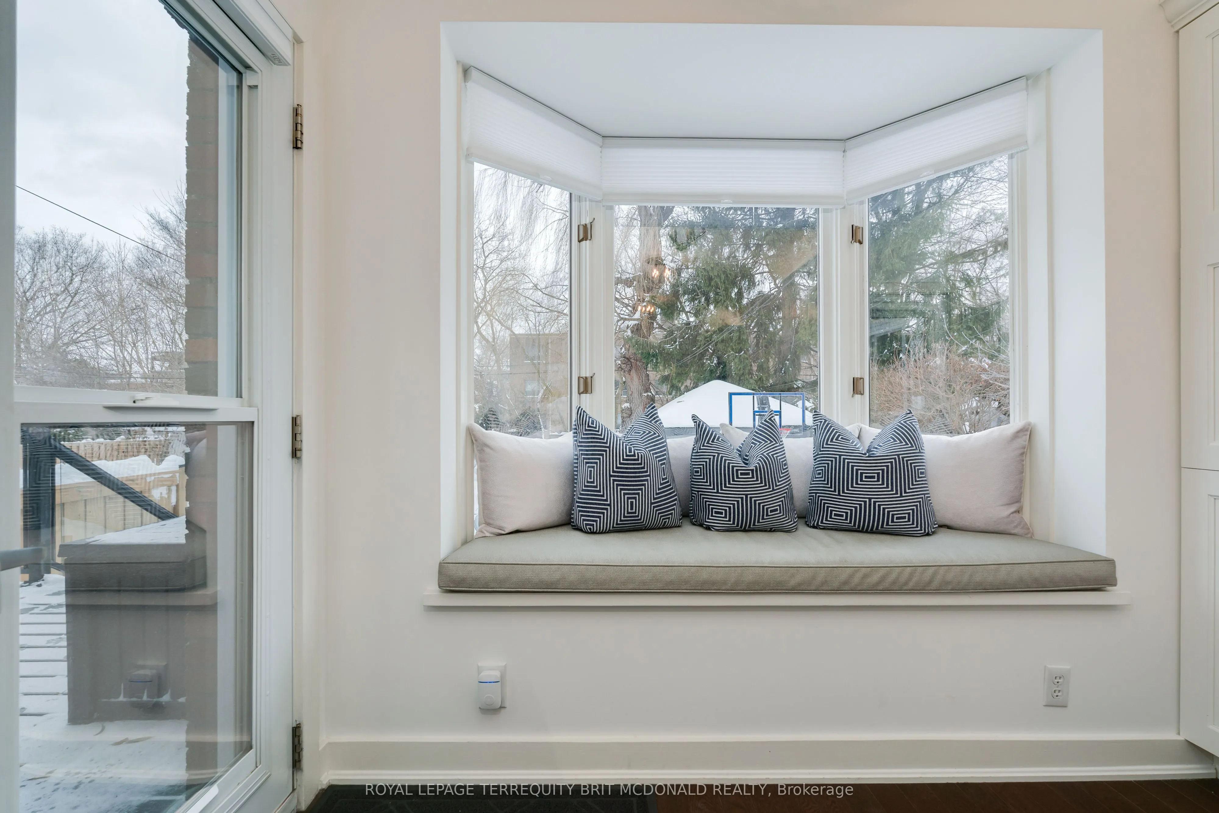 125 Chaplin Crescent
