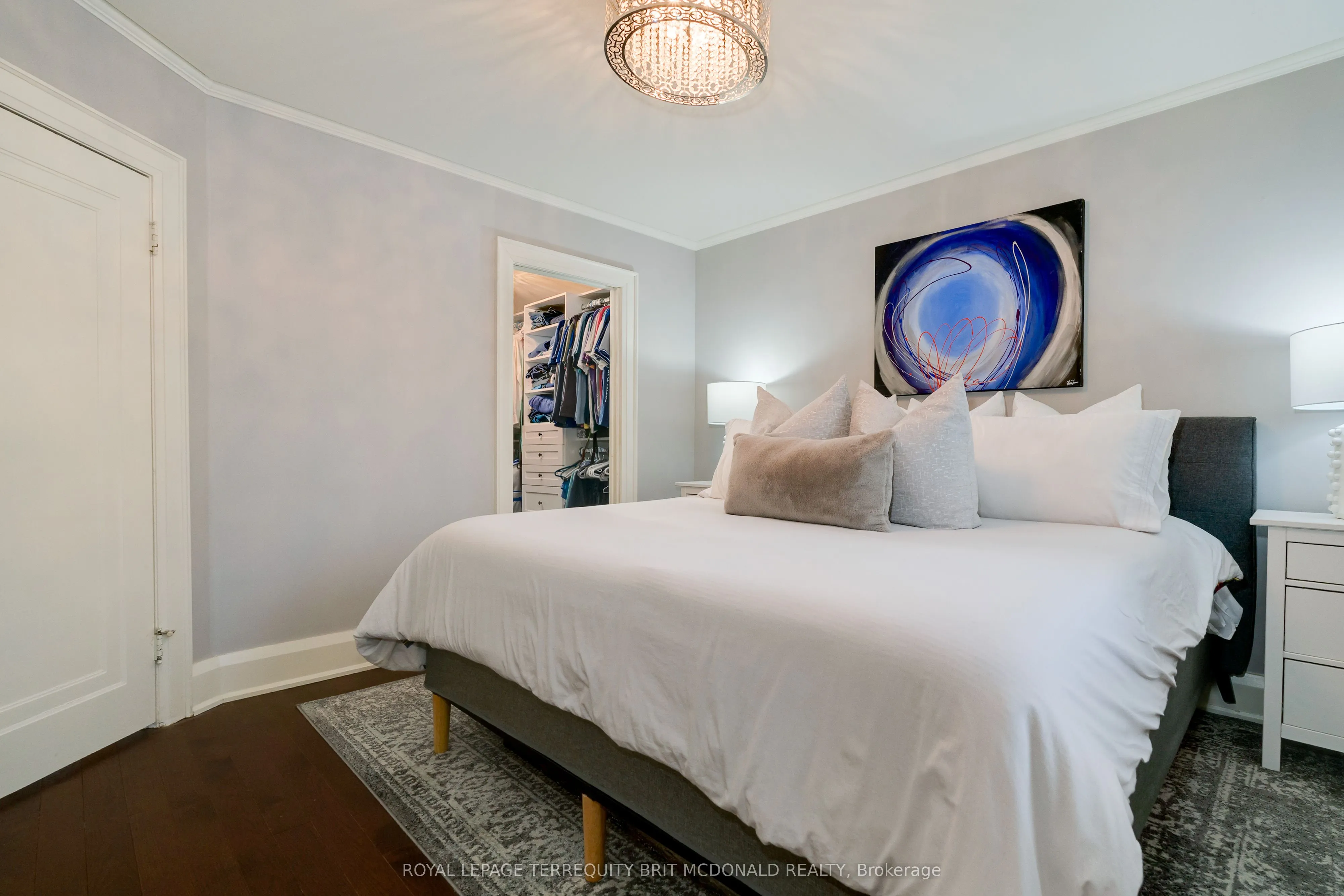 125 Chaplin Crescent