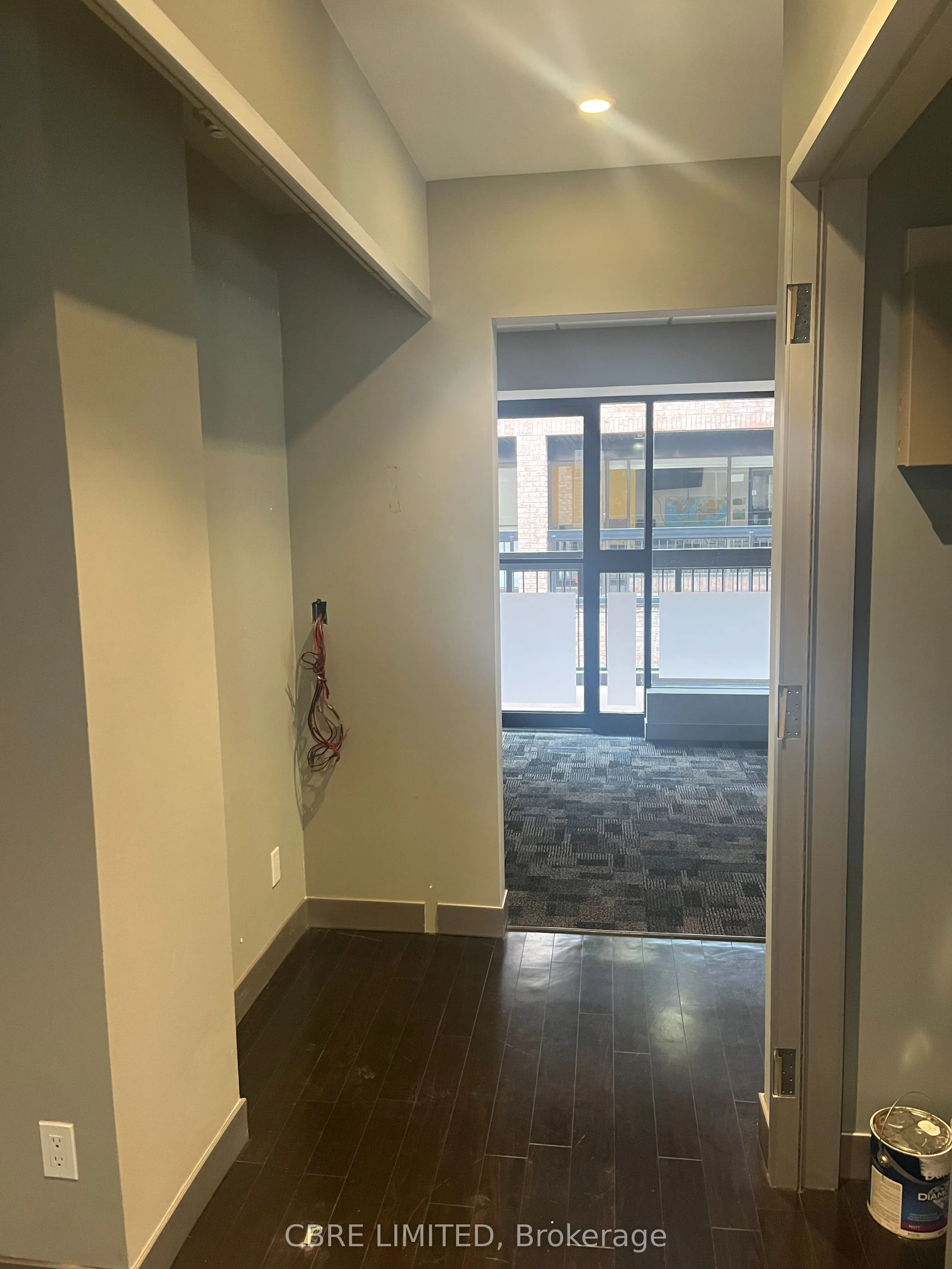 1055 Yonge Street, #200