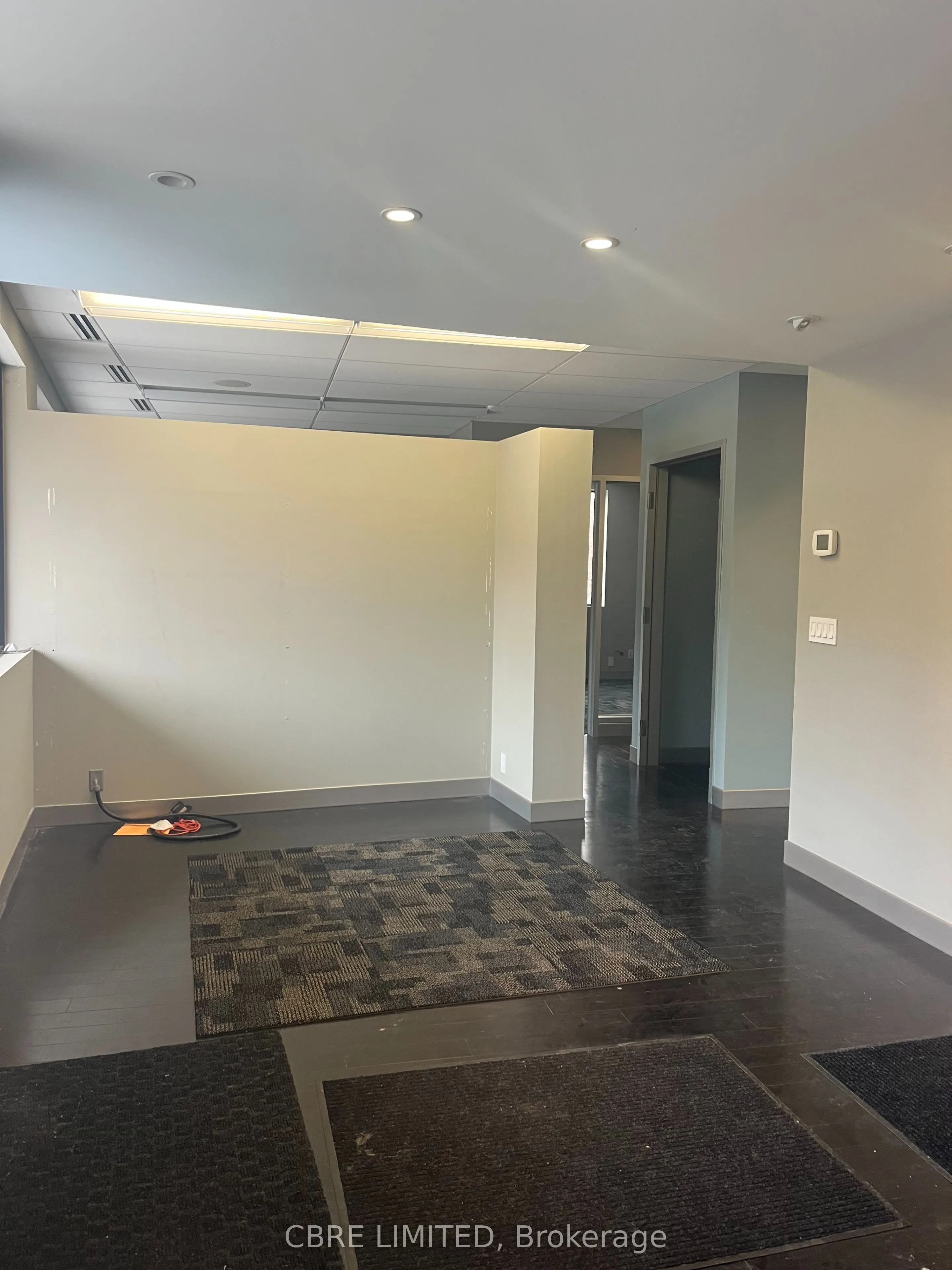 1055 Yonge Street, #200