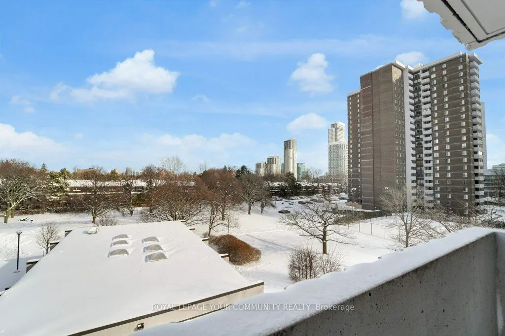 5 Old Sheppard Avenue, #503