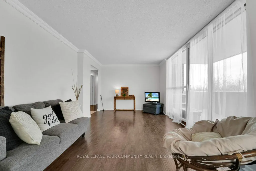 5 Old Sheppard Avenue, #503