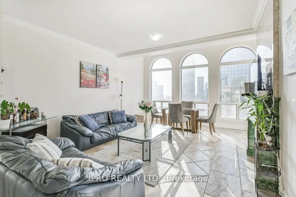 25 Grenville Street #PH2