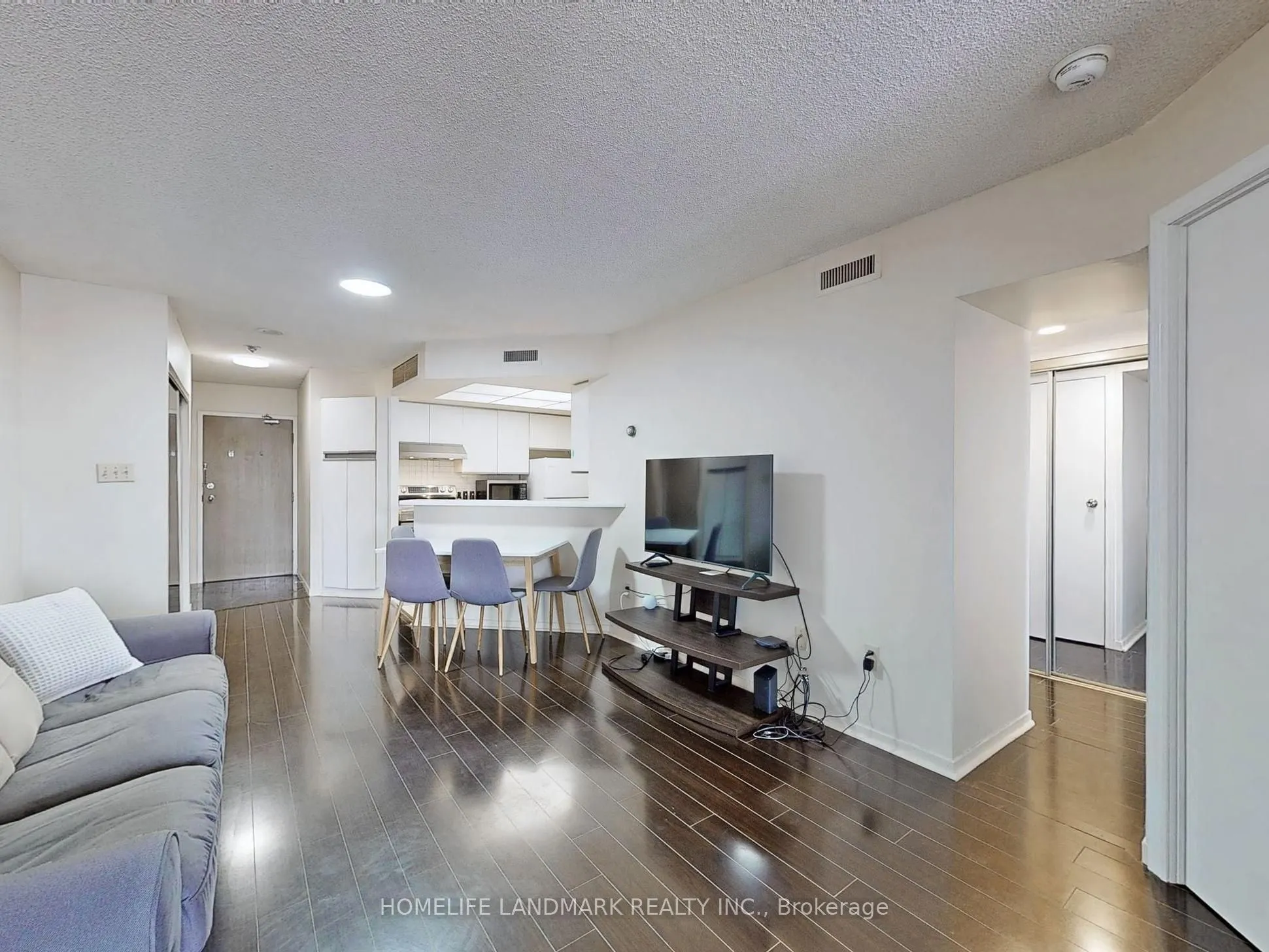 1001 Bay Street, #701