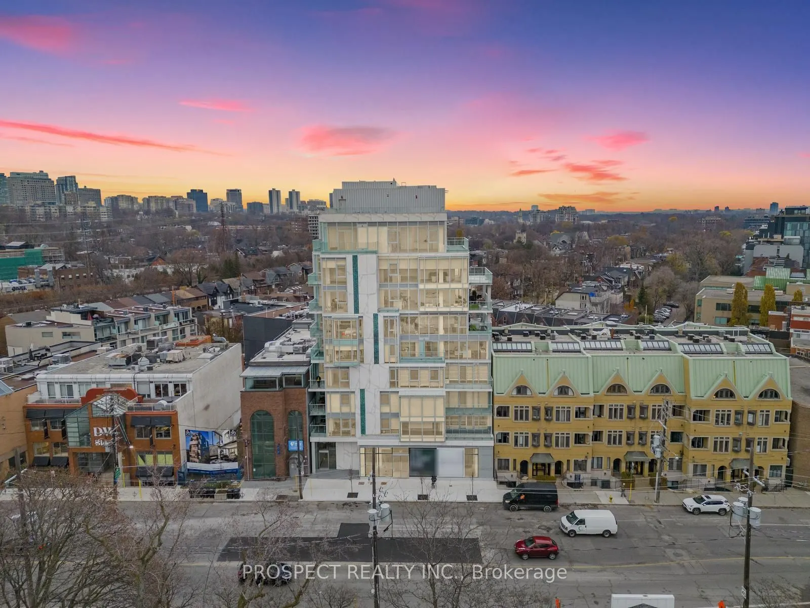 346 Davenport Road E, #403