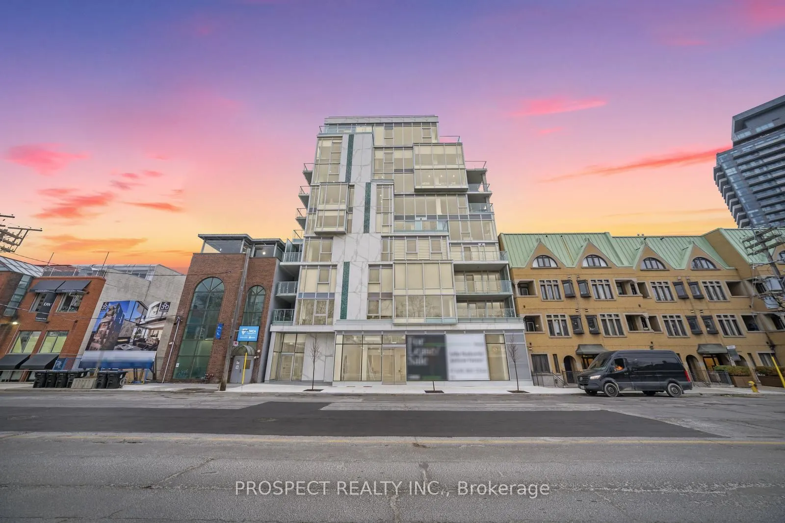 346 Davenport Road E, #403