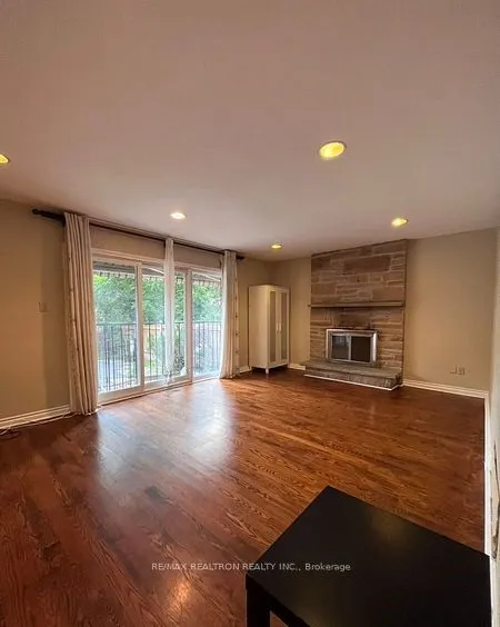 3 Carriage Lane, #Side