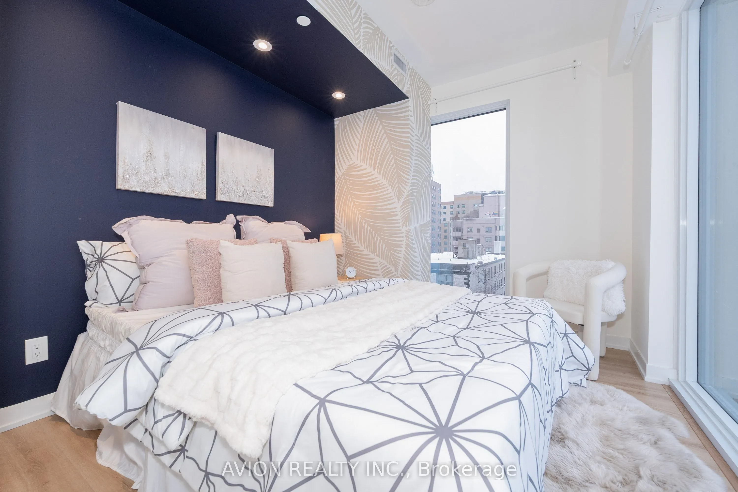 319 Jarvis Street, #606
