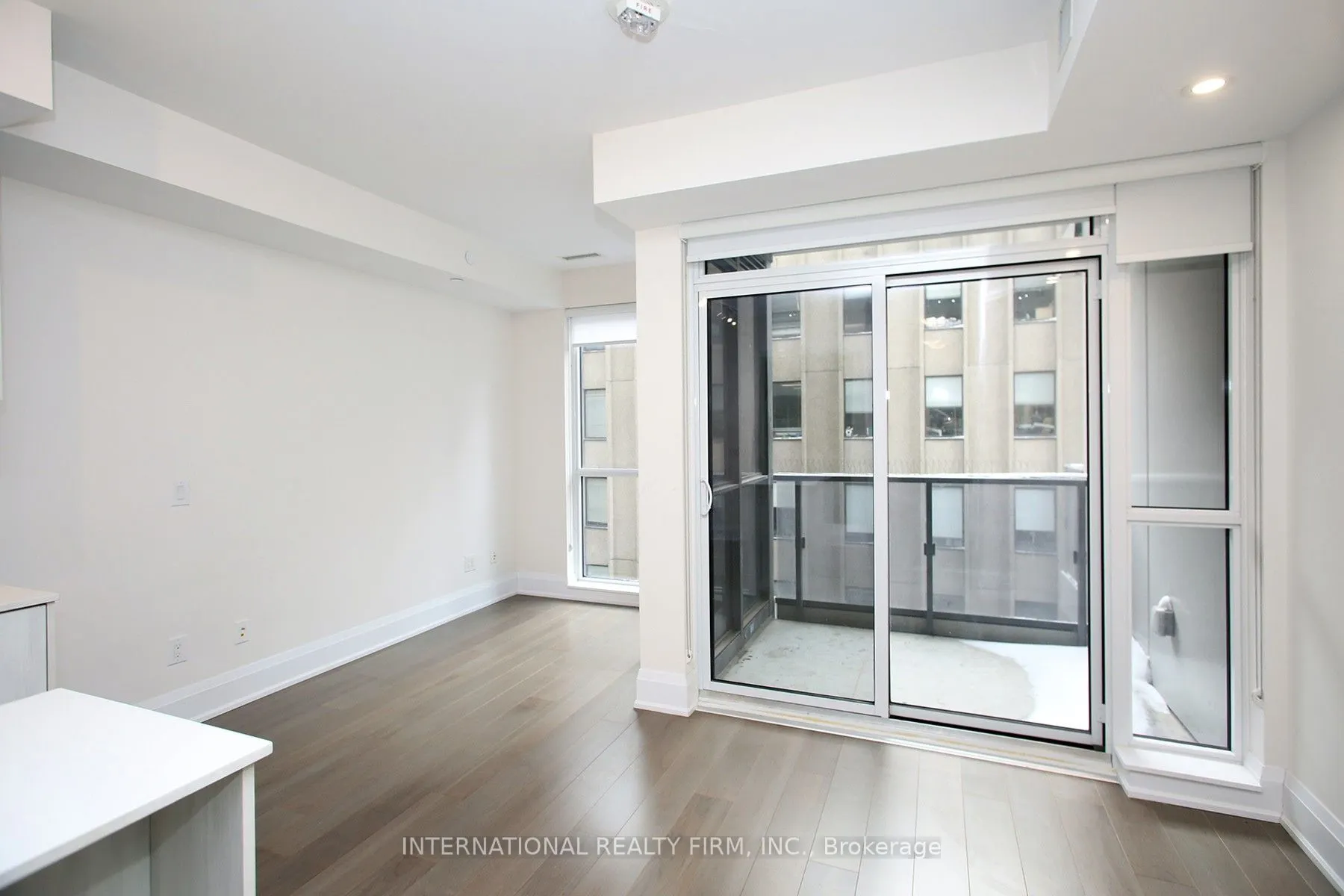 88 Cumberland Street, #808